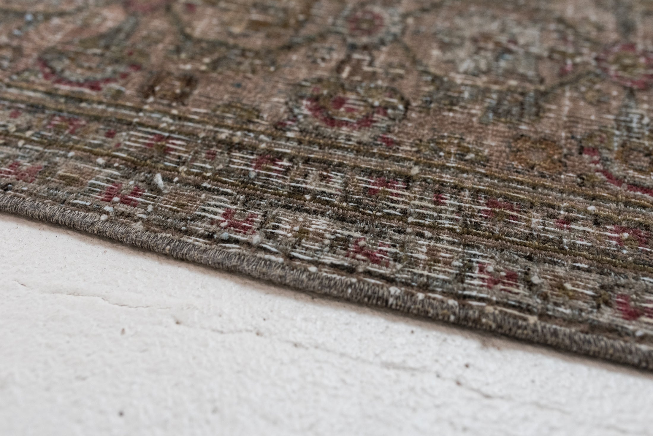 8&#39;2 x 15&#39;0 | Beautiful Large Vintage Rug | L-2988