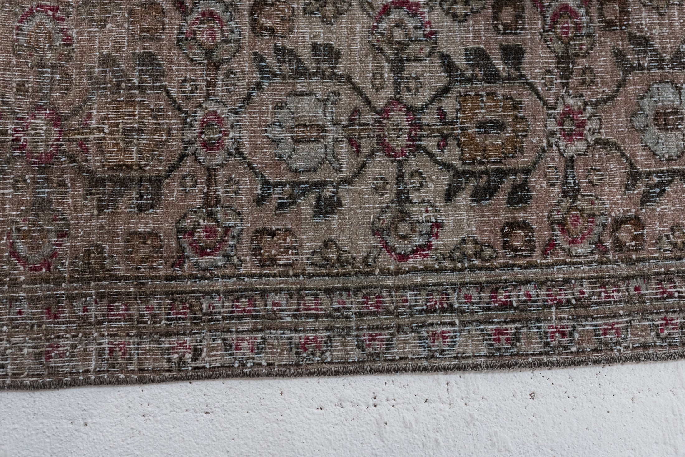 8&#39;2 x 15&#39;0 | Beautiful Large Vintage Rug | L-2988