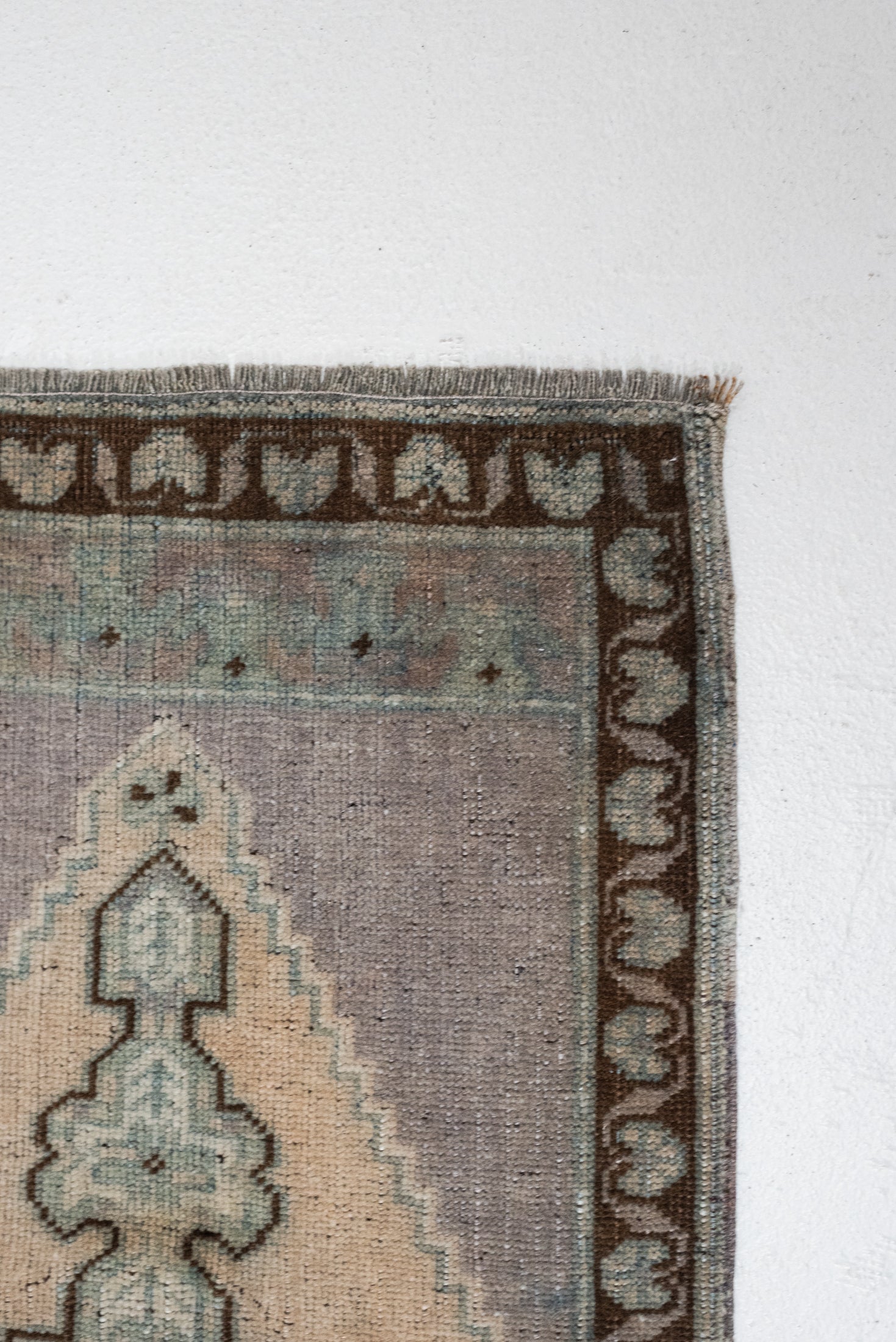 1'9 x 3'4 | Mini 4008