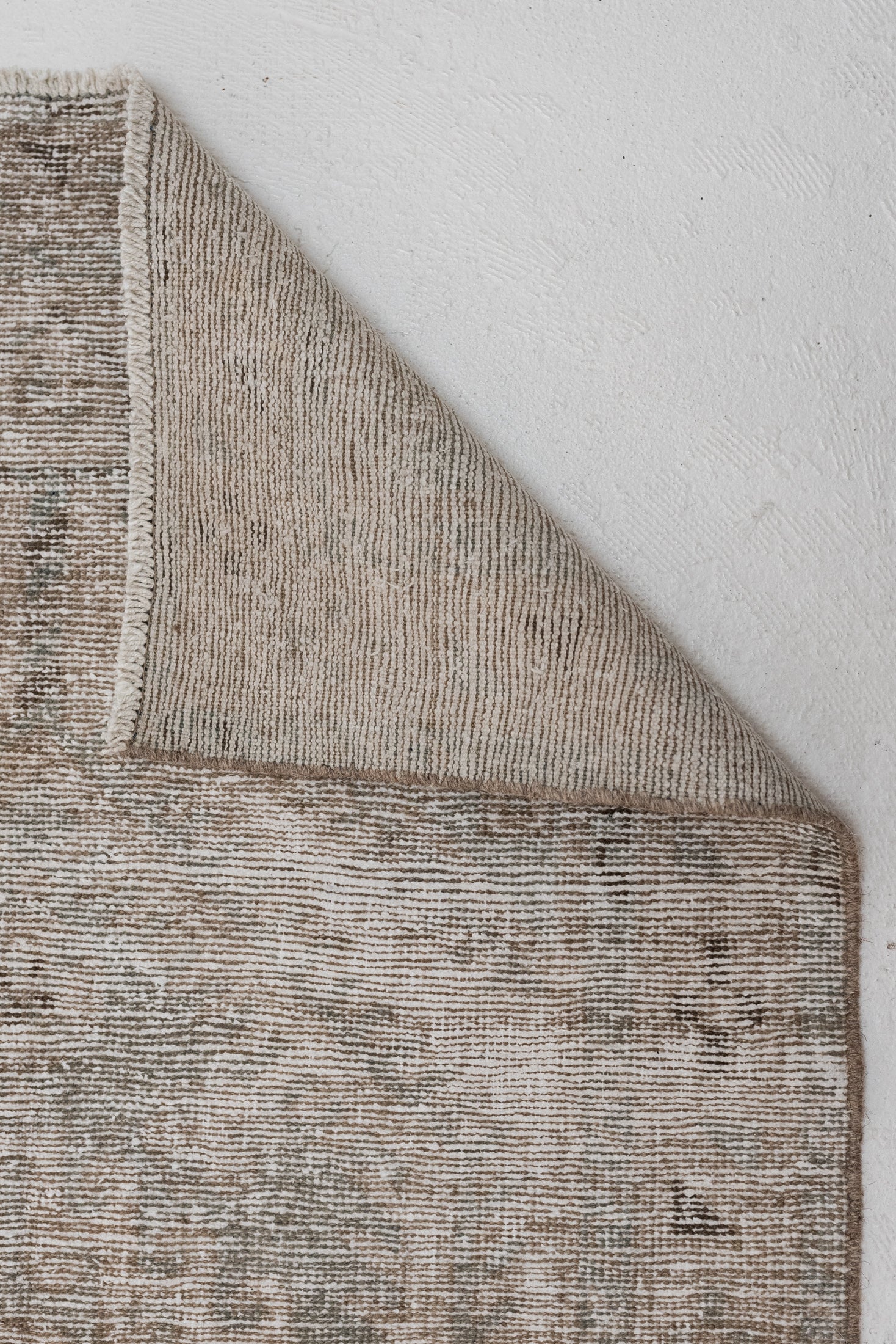 3&#39;1 x 10&#39;2 | Distressed Malayer Runner | R-3081