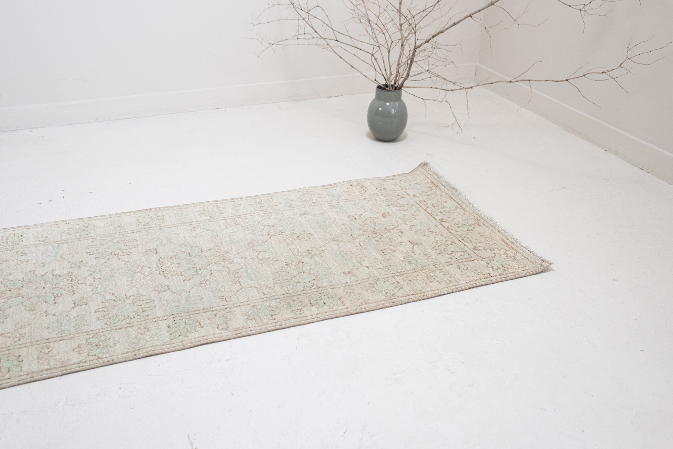 2'5 x 9'5 | R-3944