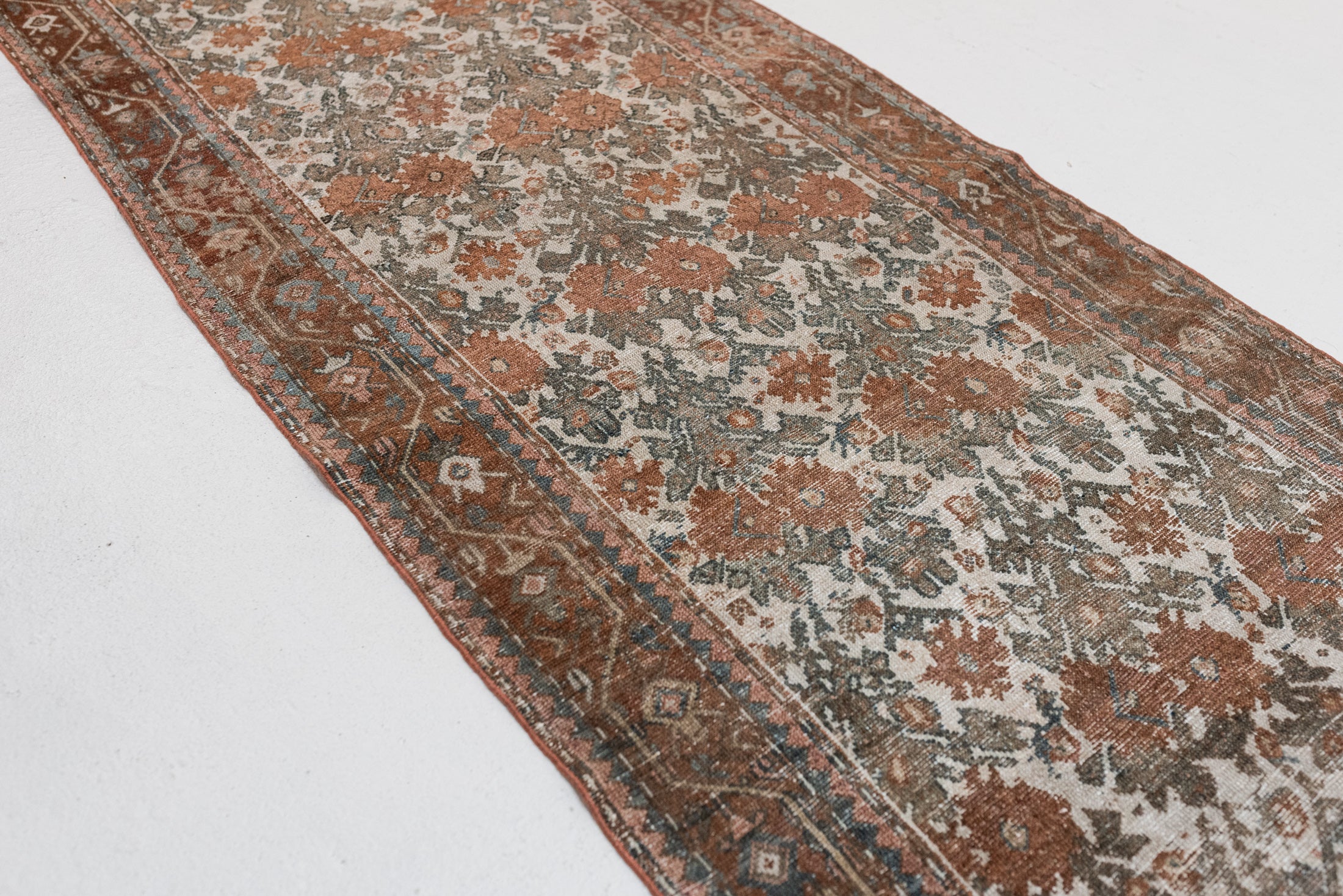 3&#39;1 x 16&#39;4 | Vintage Malayer Runner | CE-R-3074