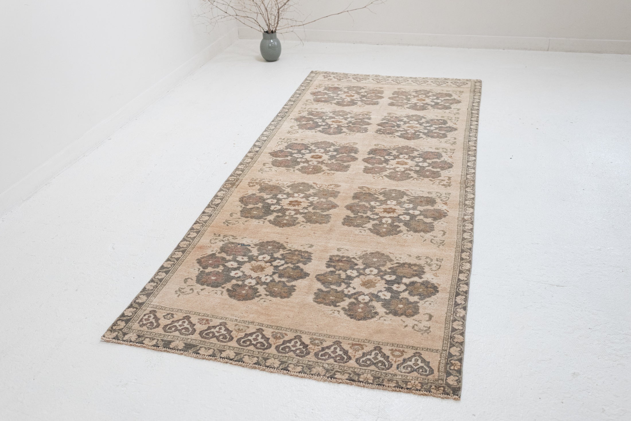 3'9 x 9'2 | Wide Turkish Runner | R-3938