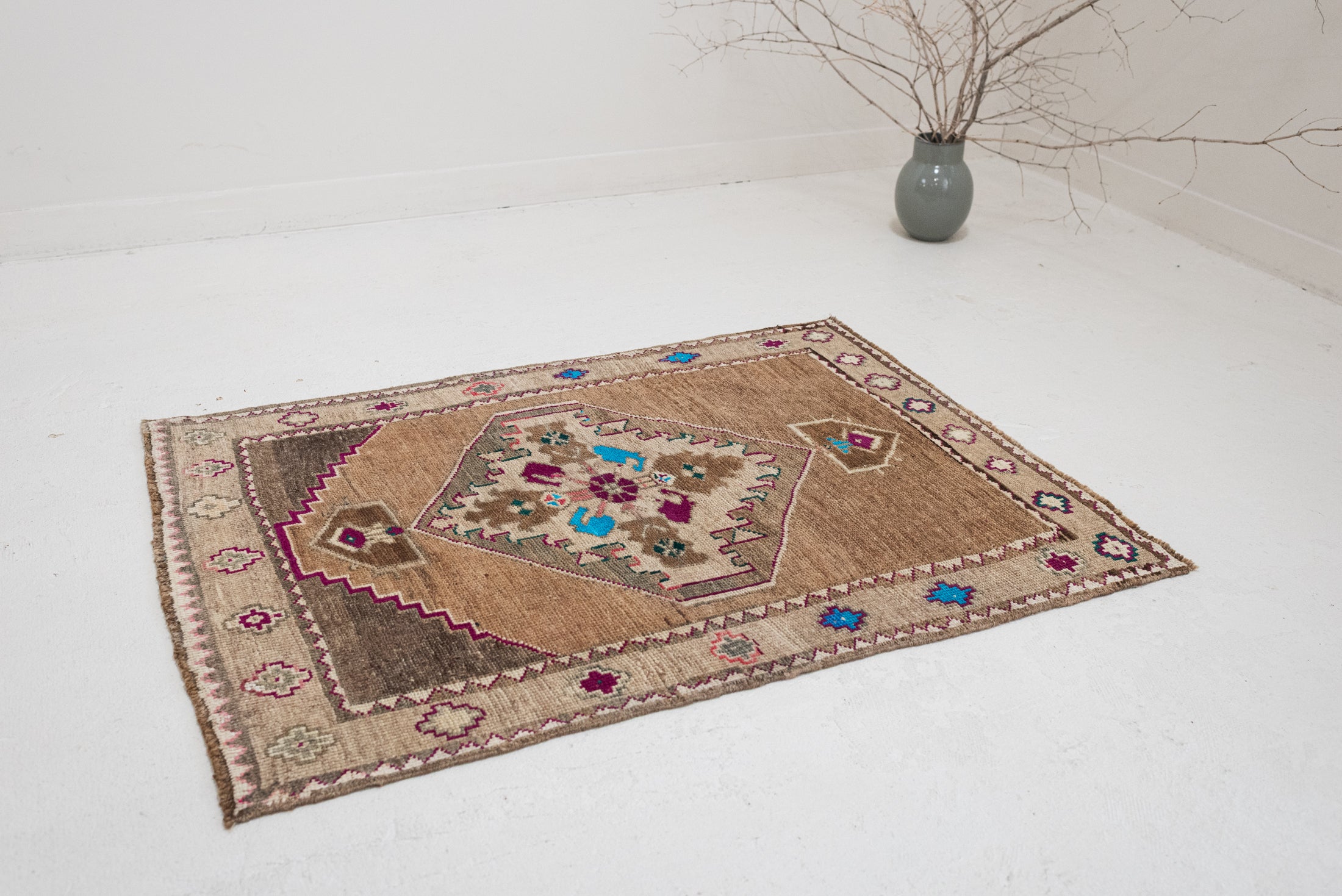 2'10 x 3'10 | W-3925