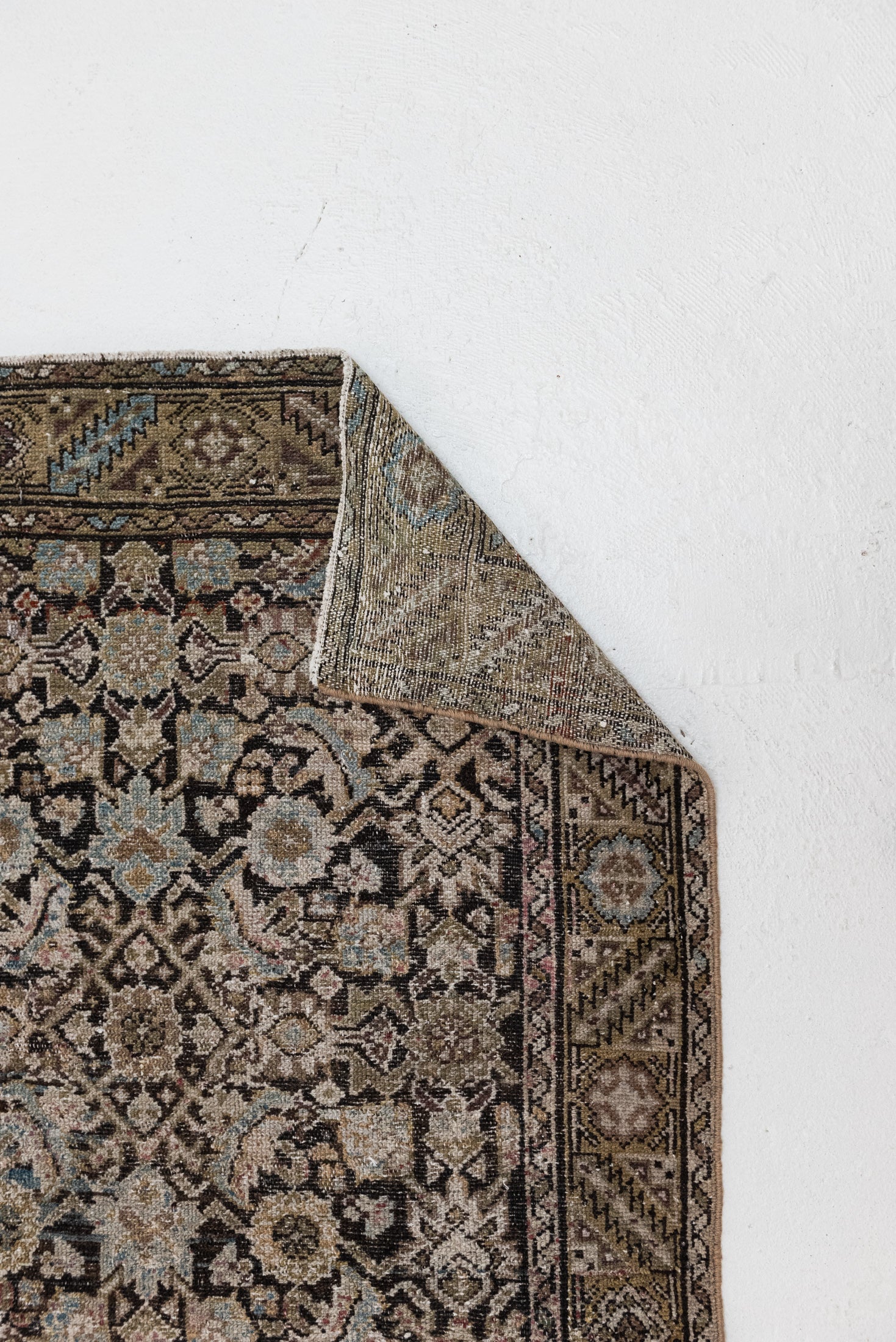 3&#39;4 x 5&#39;10 | Small Vintage Malayer | CE-W-3090