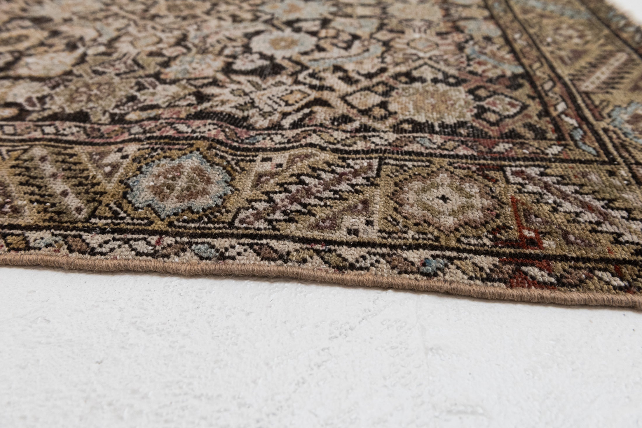 3&#39;4 x 5&#39;10 | Small Vintage Malayer | CE-W-3090