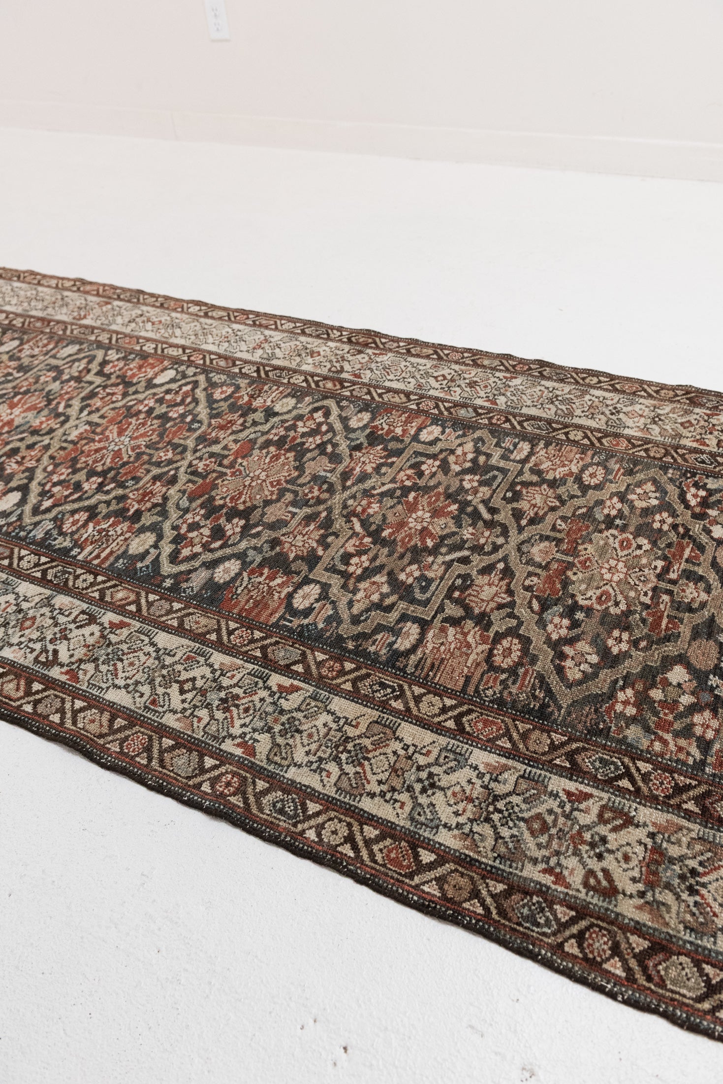 3&#39;5 x 15&#39;3 | Long Antique Runner | CE-R-3091