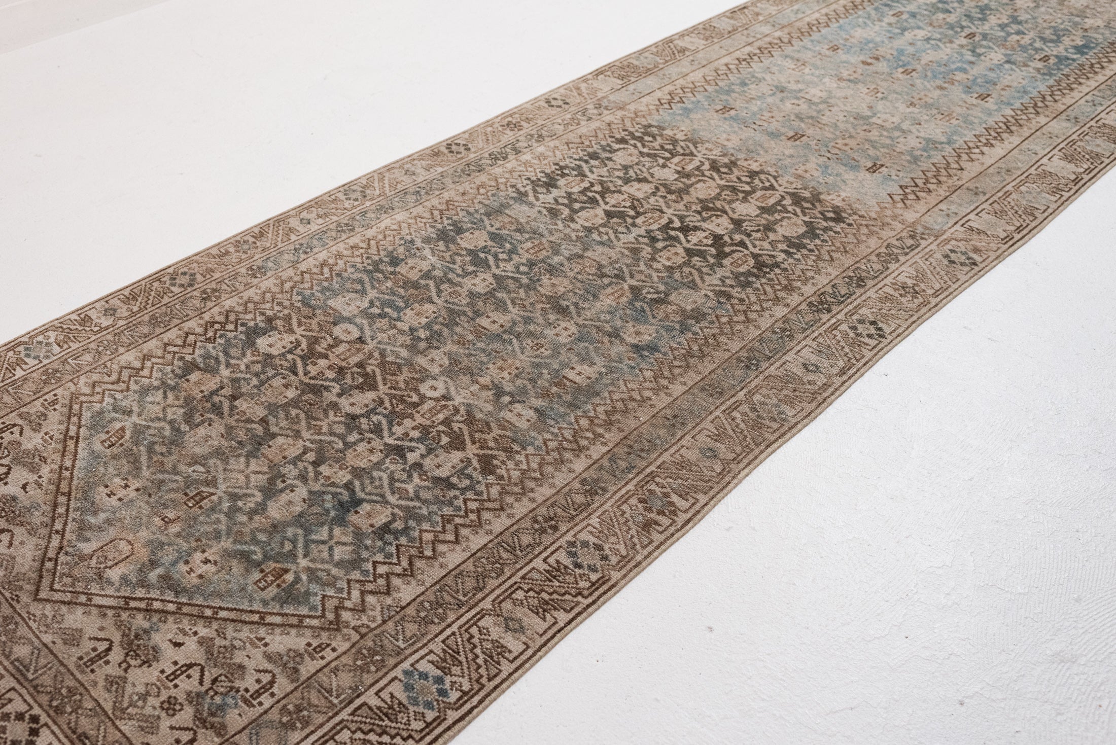 3&#39;0 x 12&#39;4 | Classic Blue Malayer Runner | R-3096