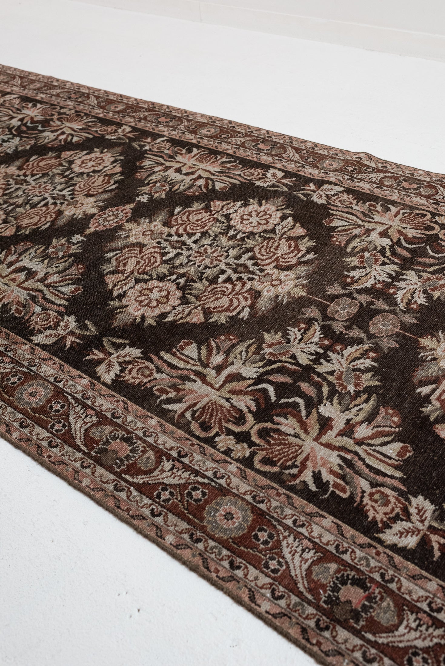 4&#39;4 x 16&#39;4 | Wide Vintage Runner | R-3099