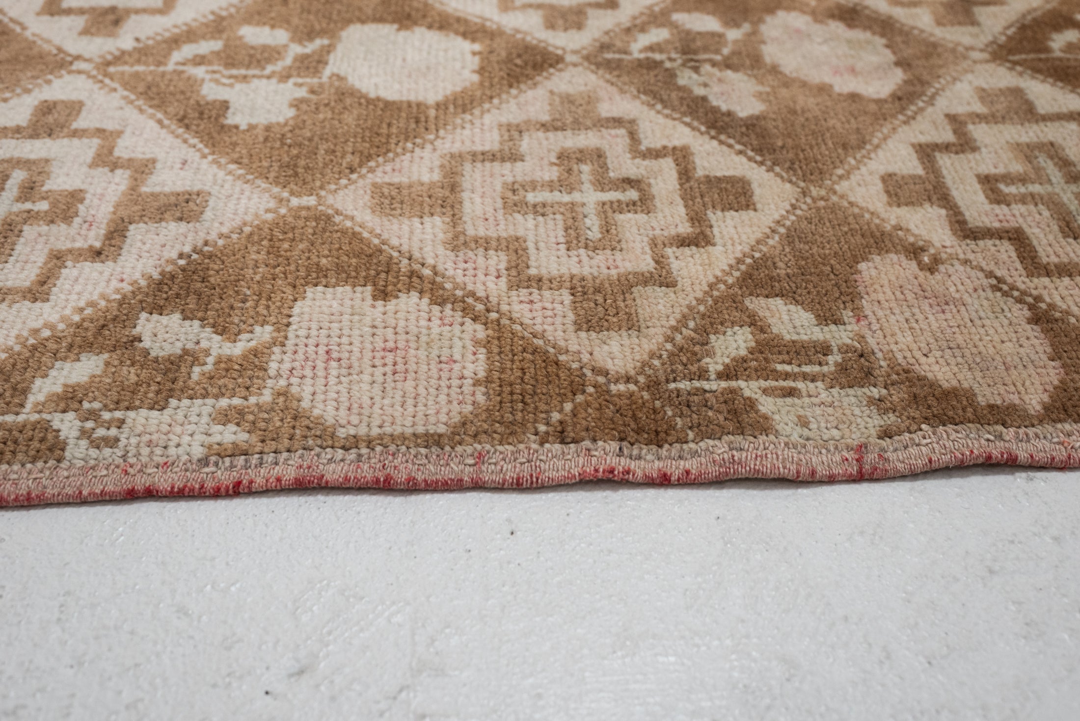 3'1 x 6'4 | CE-W-4374