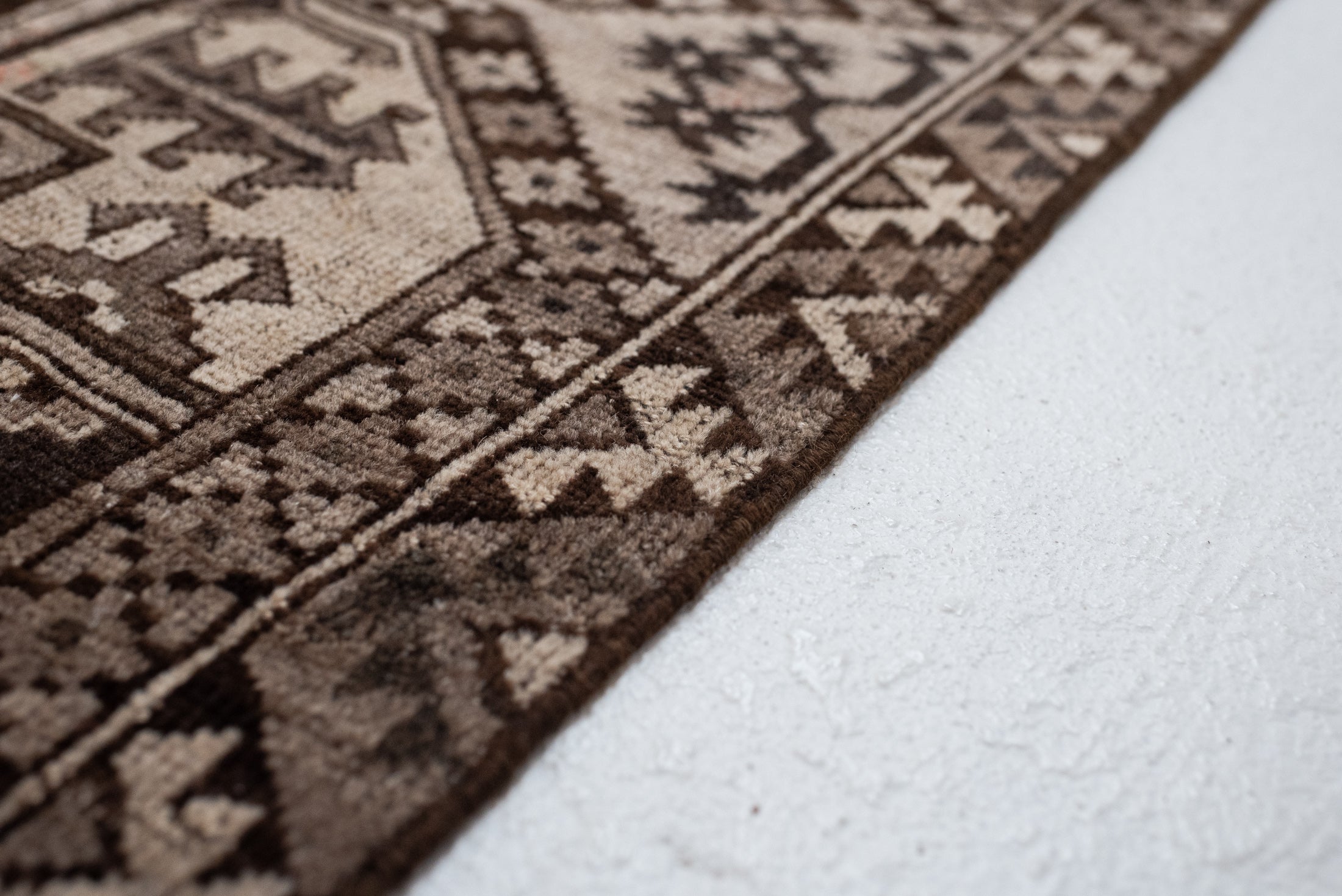 3&#39;7 x 4&#39;9 | 1930s Small Vintage Rug | CE-W-3125