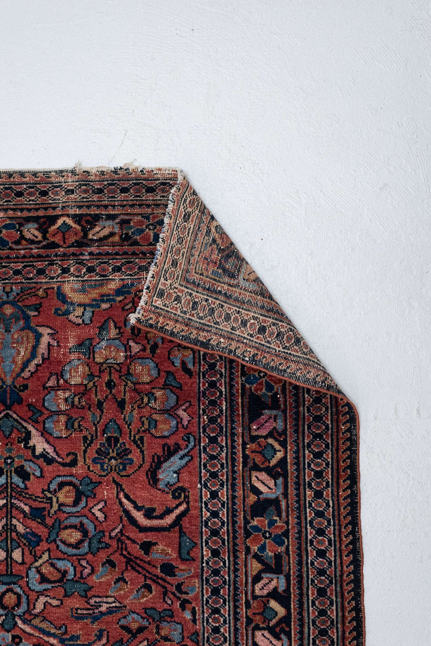 3&#39;7 x 4&#39;10 | Small Vintage Lilian | CE-W-3115