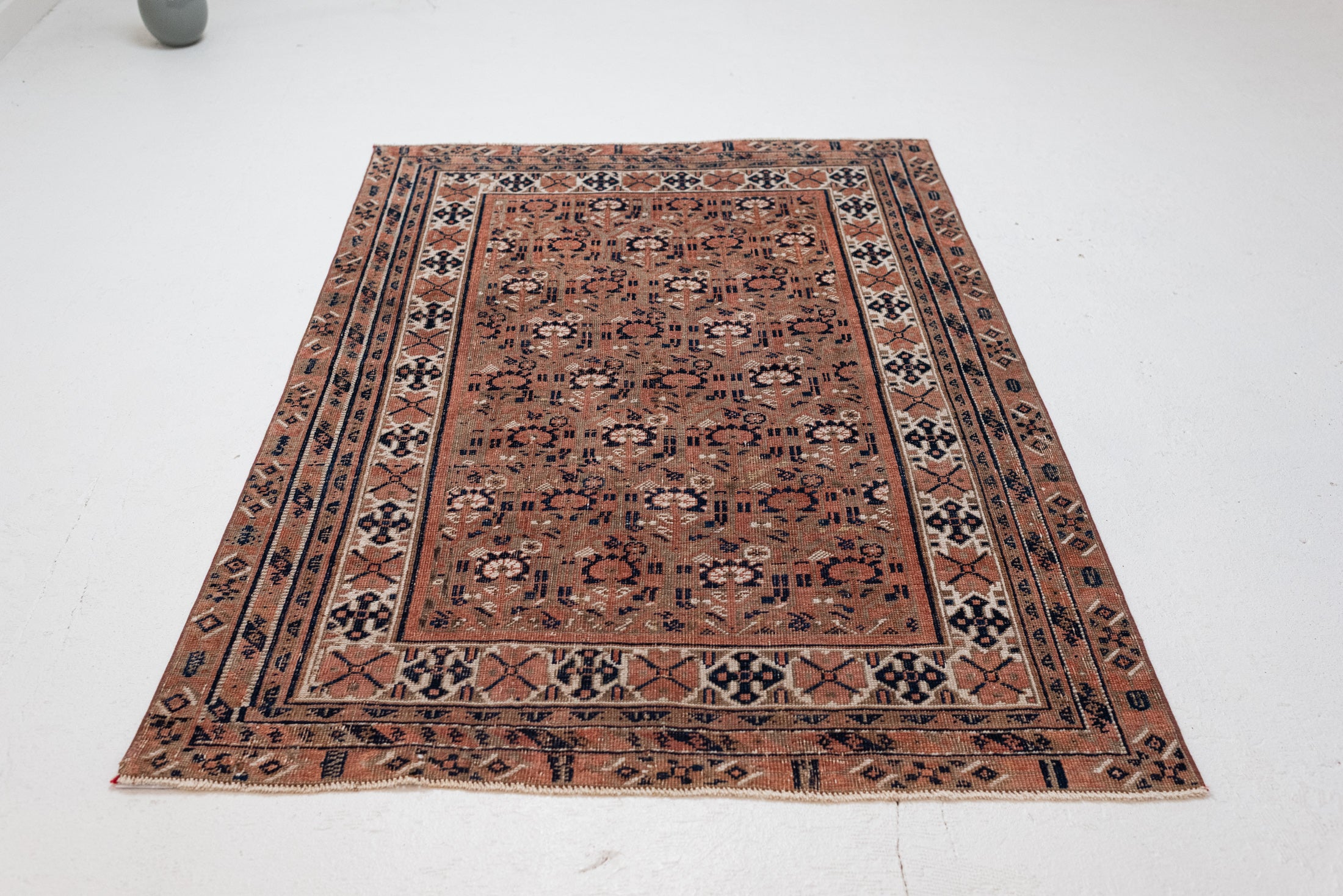 3&#39;10 x 5&#39;6 | Small Vintage Rug | CE-W-3117