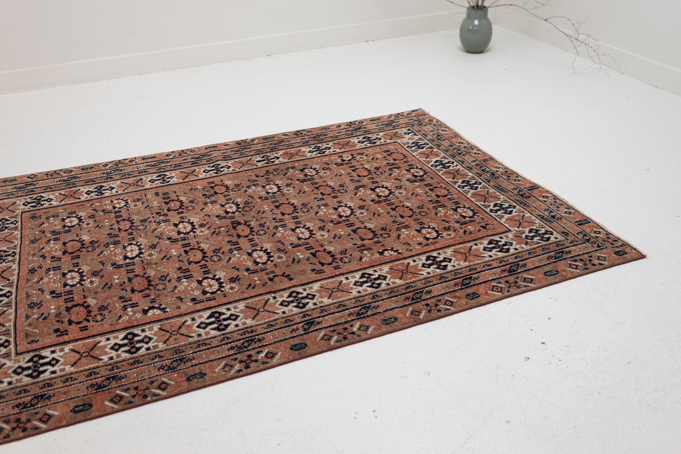 3&#39;10 x 5&#39;6 | Small Vintage Rug | CE-W-3117
