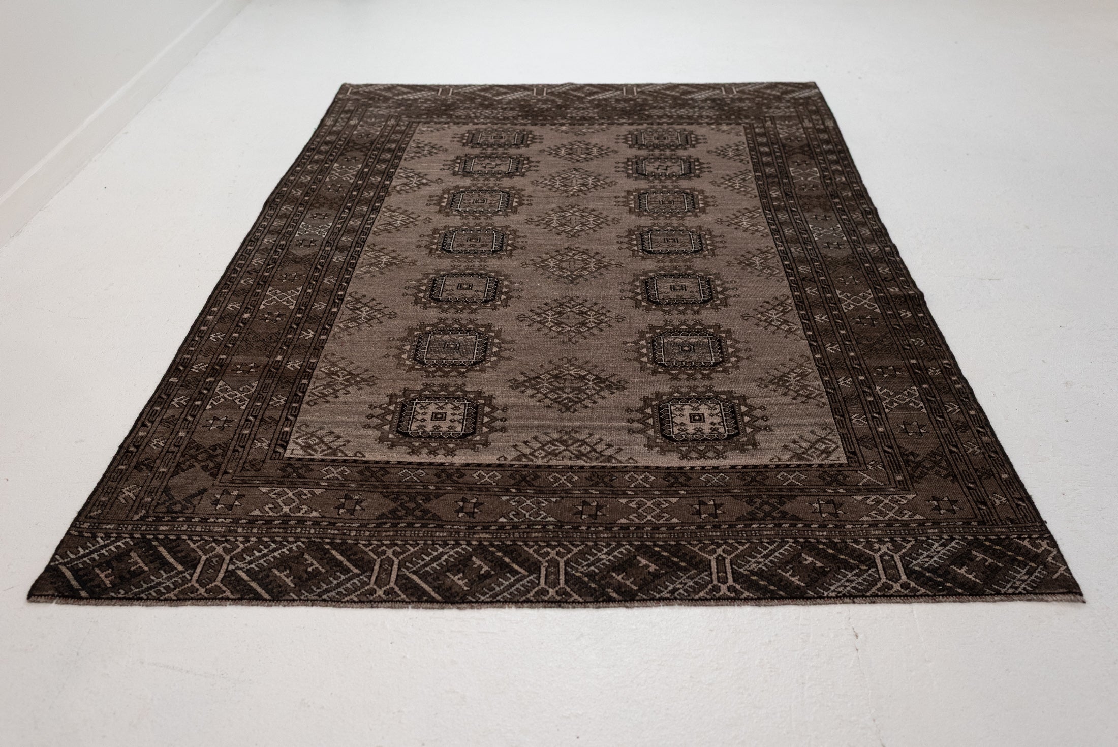 5&#39;0 x 7&#39;10 | Medium Afghan Vintage Rug | CE-W-3120