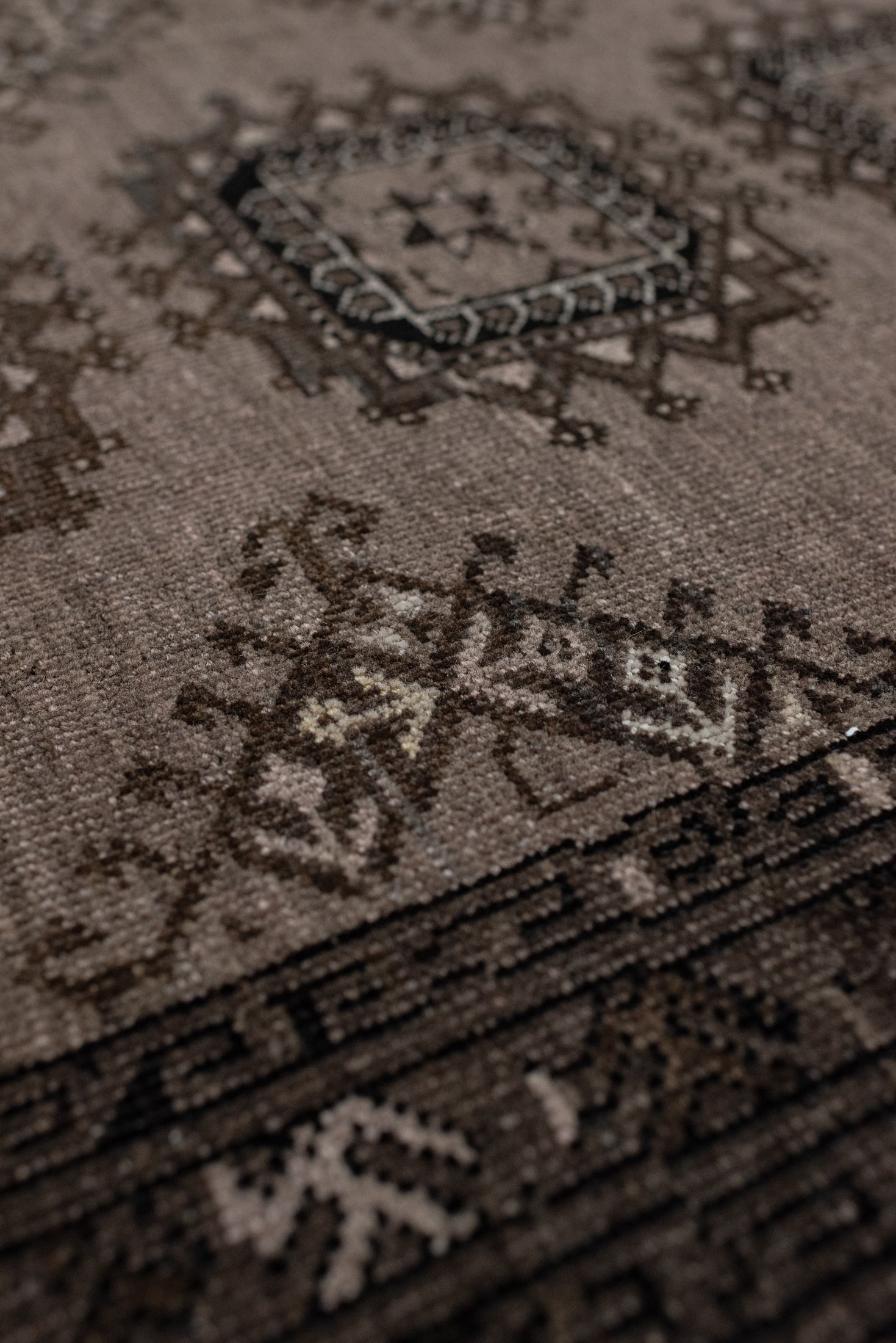 5&#39;0 x 7&#39;10 | Medium Afghan Vintage Rug | CE-W-3120
