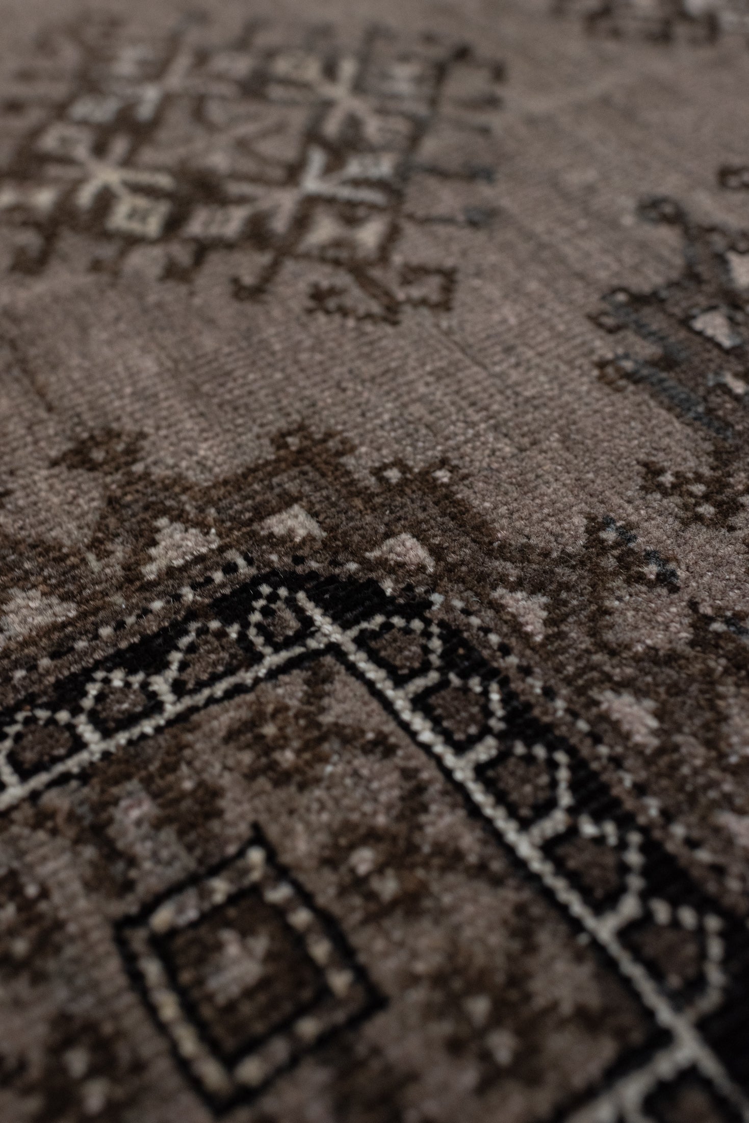 5&#39;0 x 7&#39;10 | Medium Afghan Vintage Rug | CE-W-3120