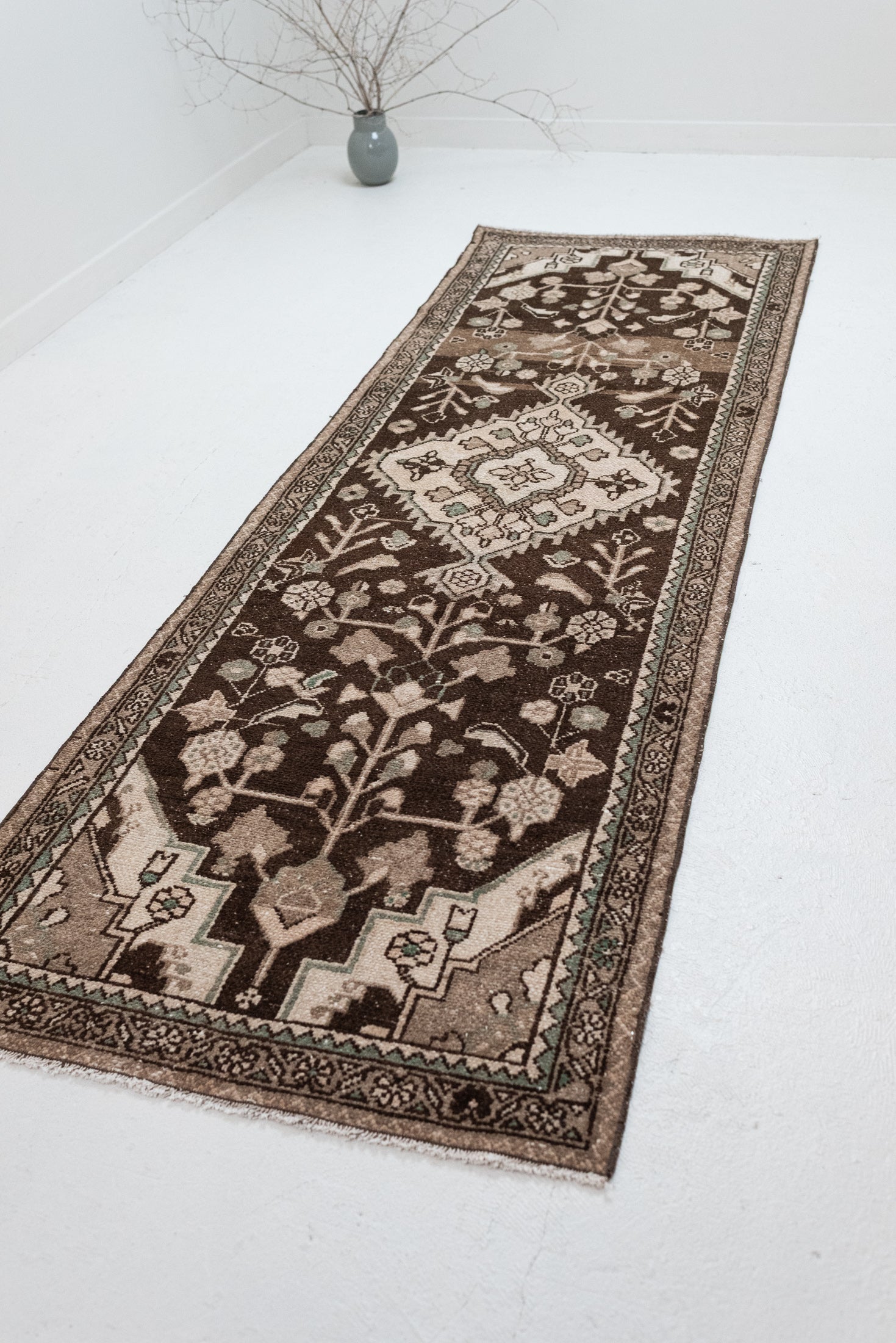 3&#39;0 x 9&#39;3 | Vintage Runner | CE-R-3124