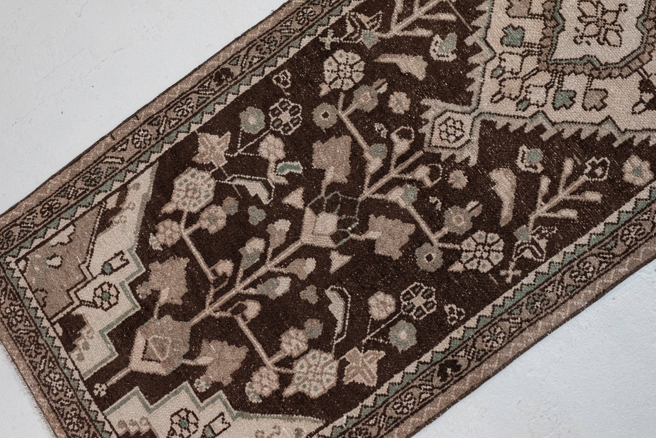 3&#39;0 x 9&#39;3 | Vintage Runner | CE-R-3124