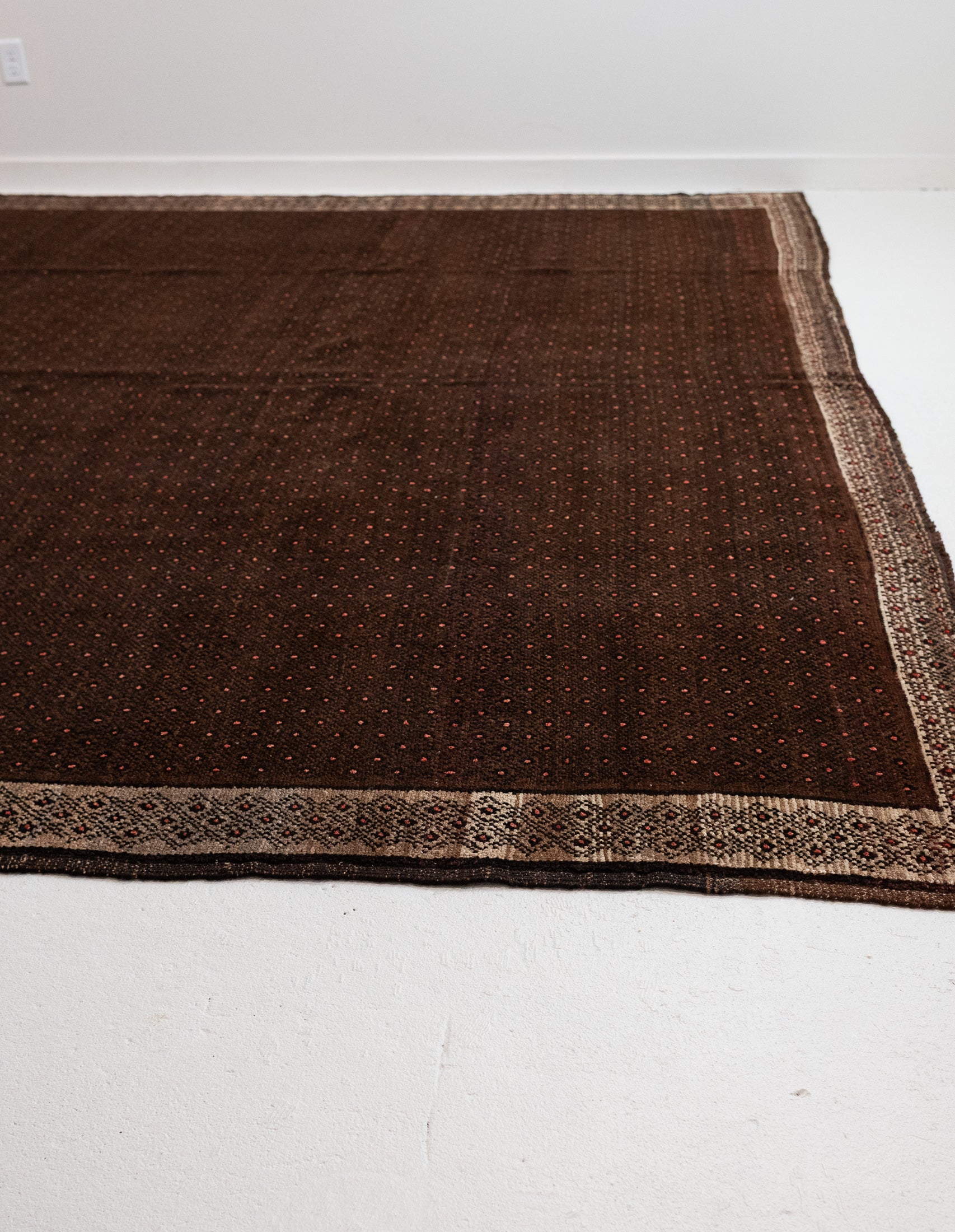 10&#39;6 x 10&#39;5 | Square Vintage Rug | CE-M-3126