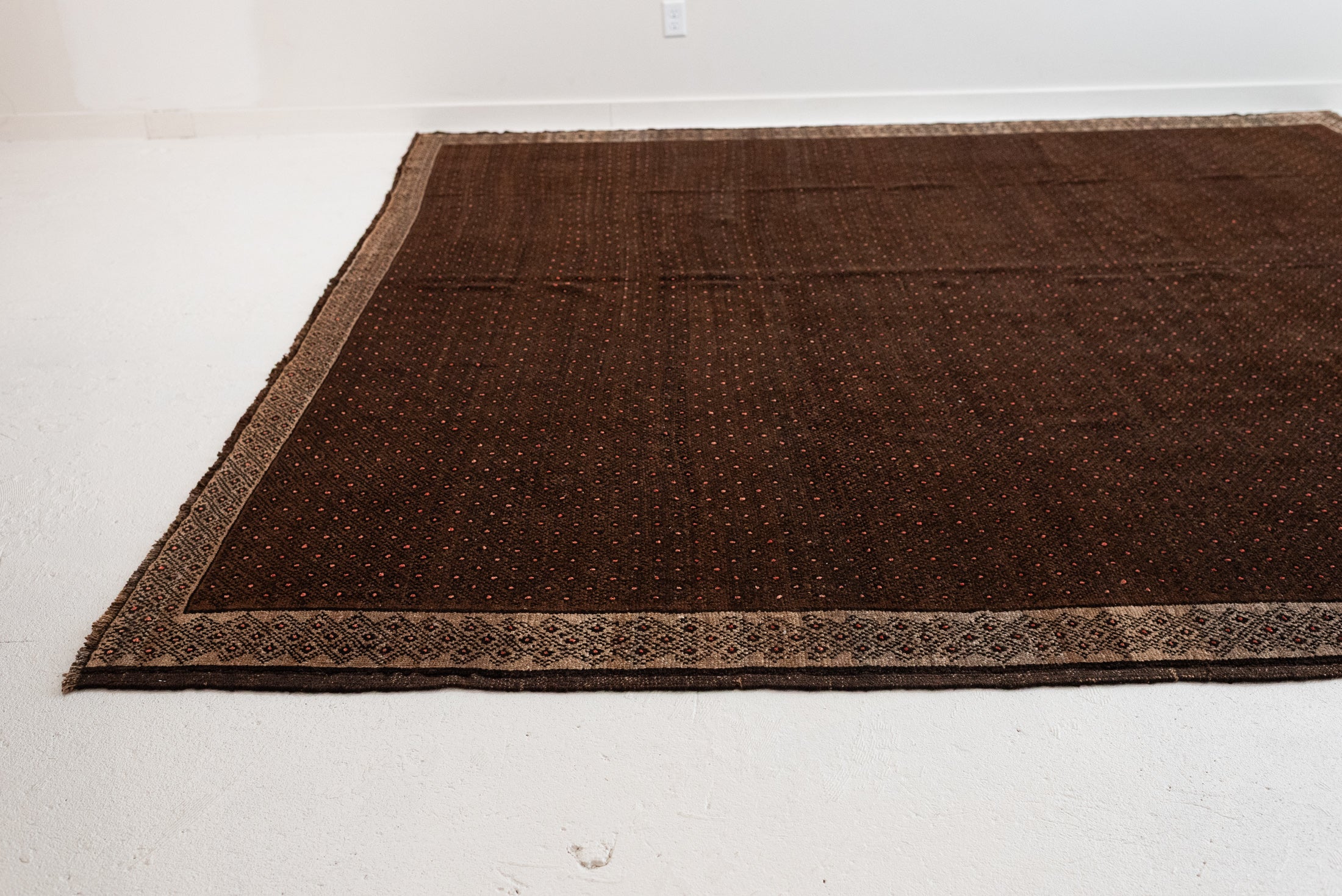 10&#39;6 x 10&#39;5 | Square Vintage Rug | CE-M-3126