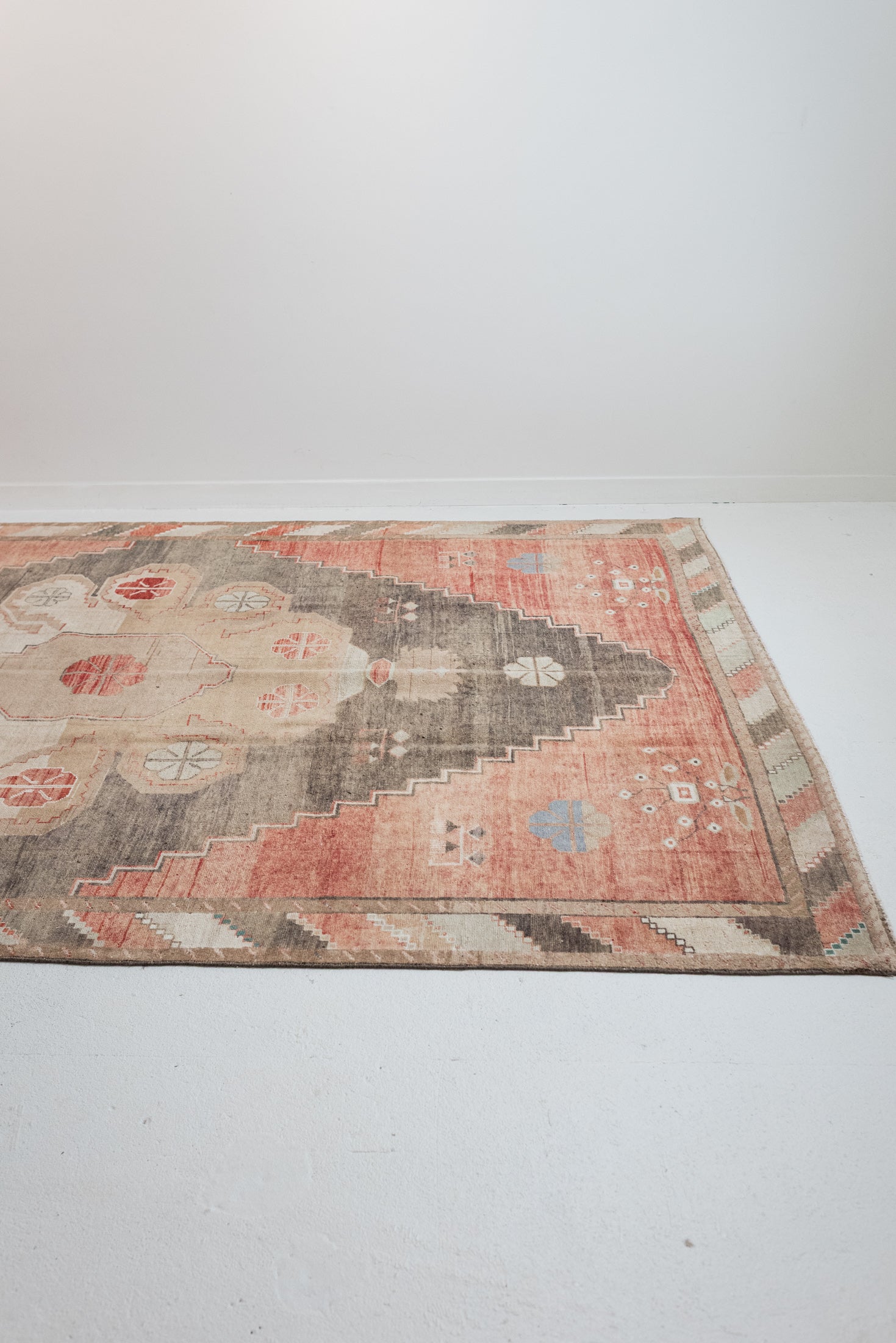 7&#39;10 x 11&#39;0 | Large 1950s Oushak | CE-D-3114