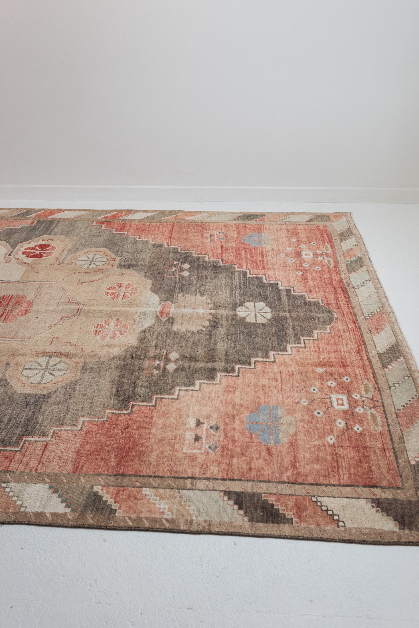 7&#39;10 x 11&#39;0 | Large 1950s Oushak | CE-D-3114