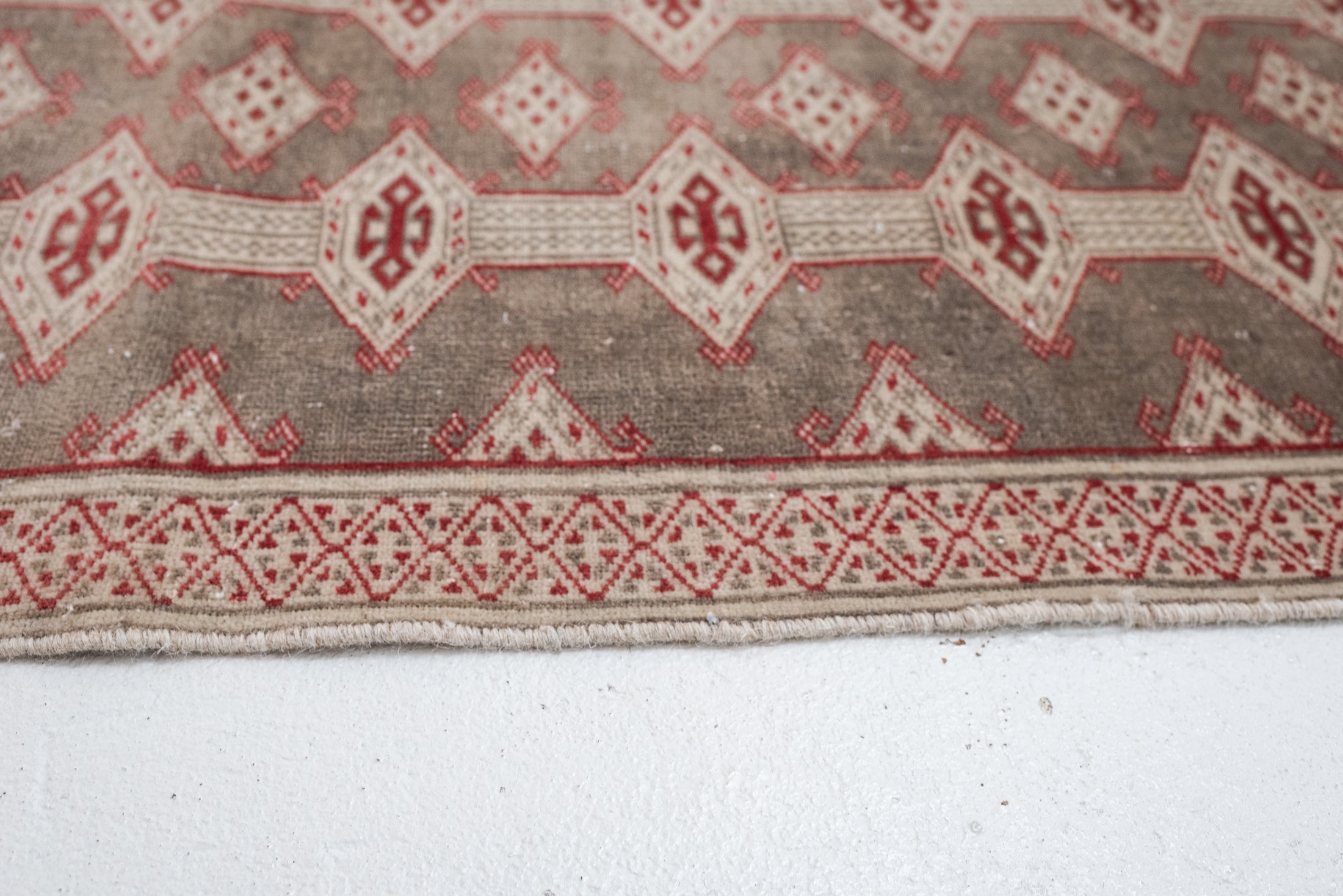 2'11 x 4'8 | CE-W-4382