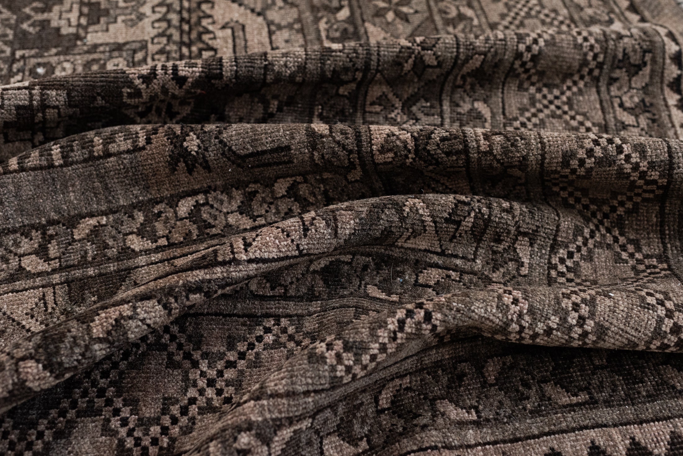 8&#39;10 x 12&#39;0 | Extra Large Brown Afghan Vintage Rug | CE-L-3112