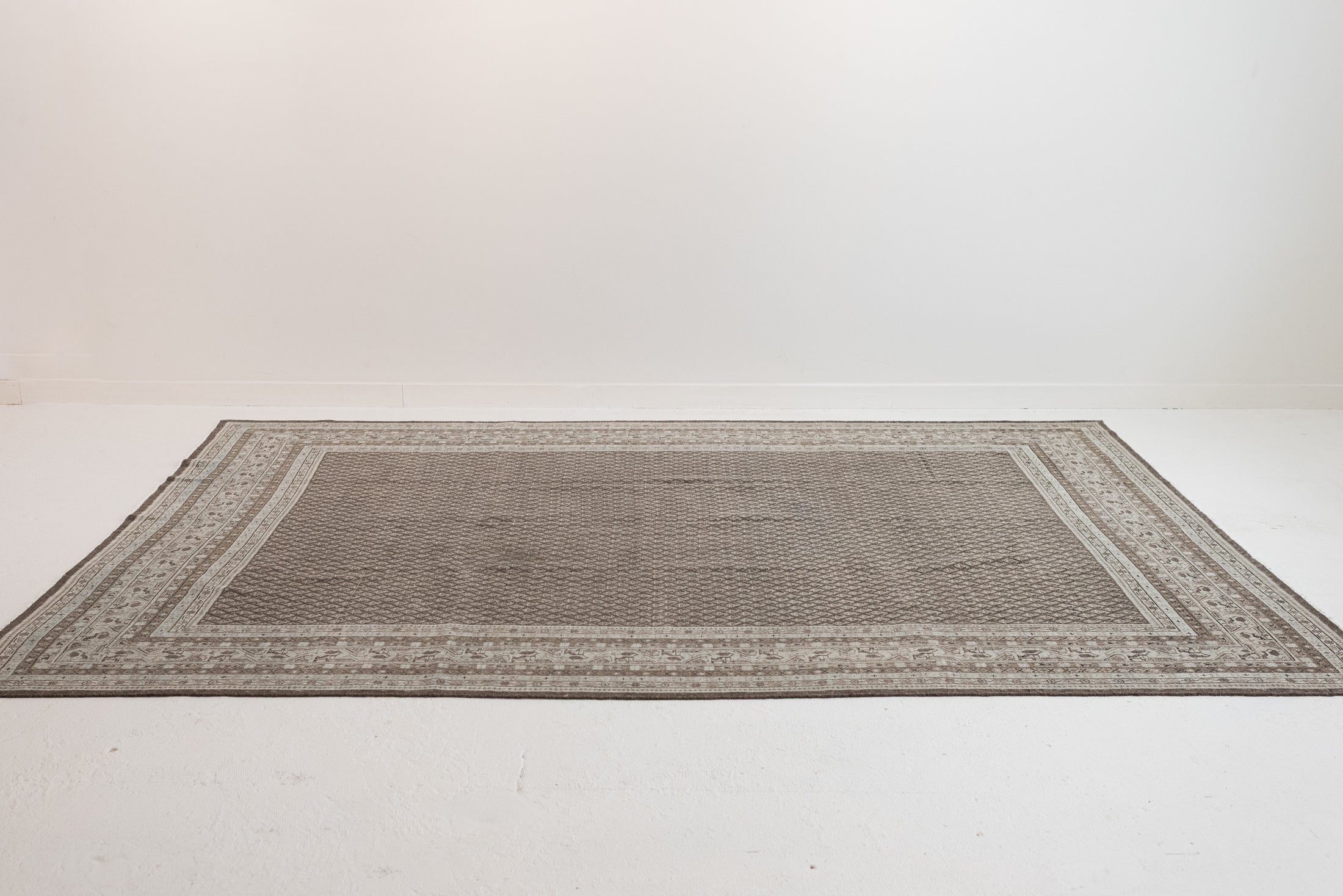 7&#39;4 x 10&#39;7 | Large Vintage Malayer | CE-V-3111