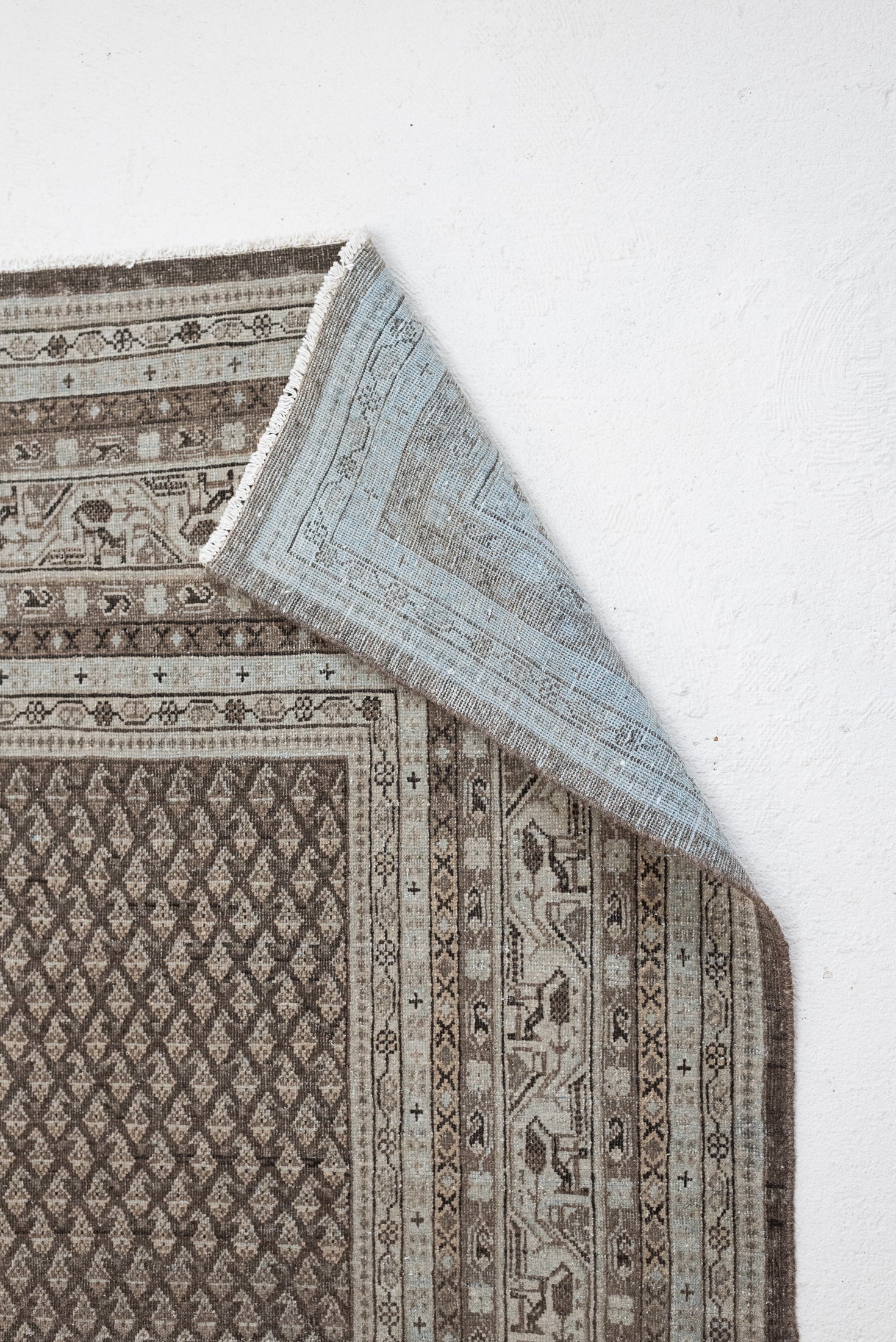 7&#39;4 x 10&#39;7 | Large Vintage Malayer | CE-V-3111