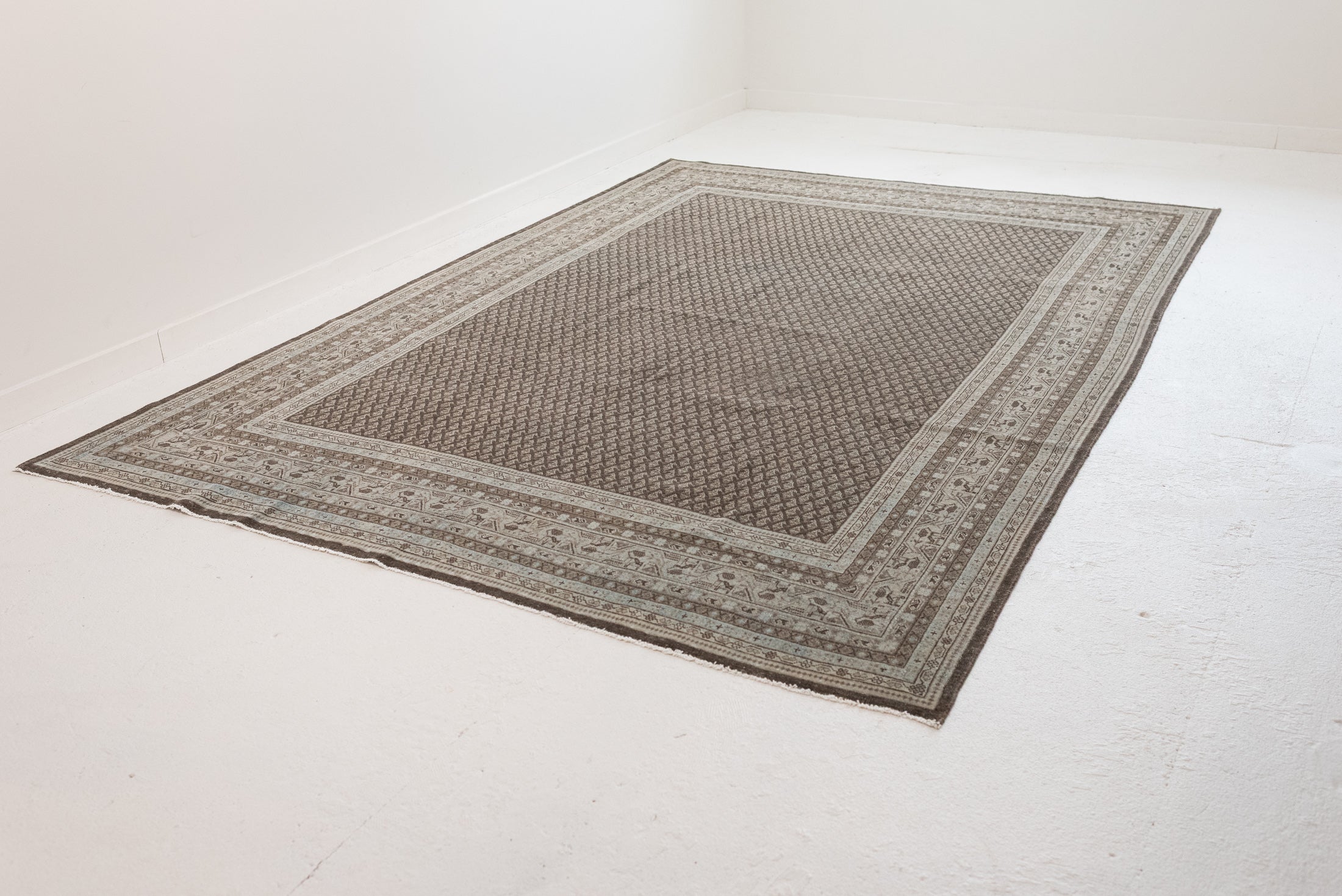 7&#39;4 x 10&#39;7 | Large Vintage Malayer | CE-V-3111