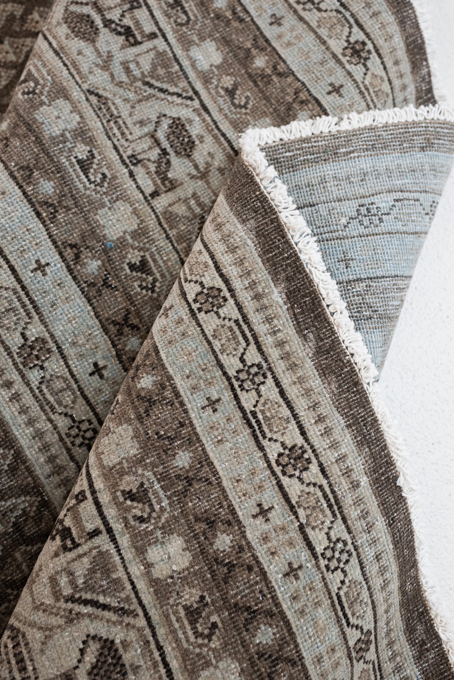 7&#39;4 x 10&#39;7 | Large Vintage Malayer | CE-V-3111