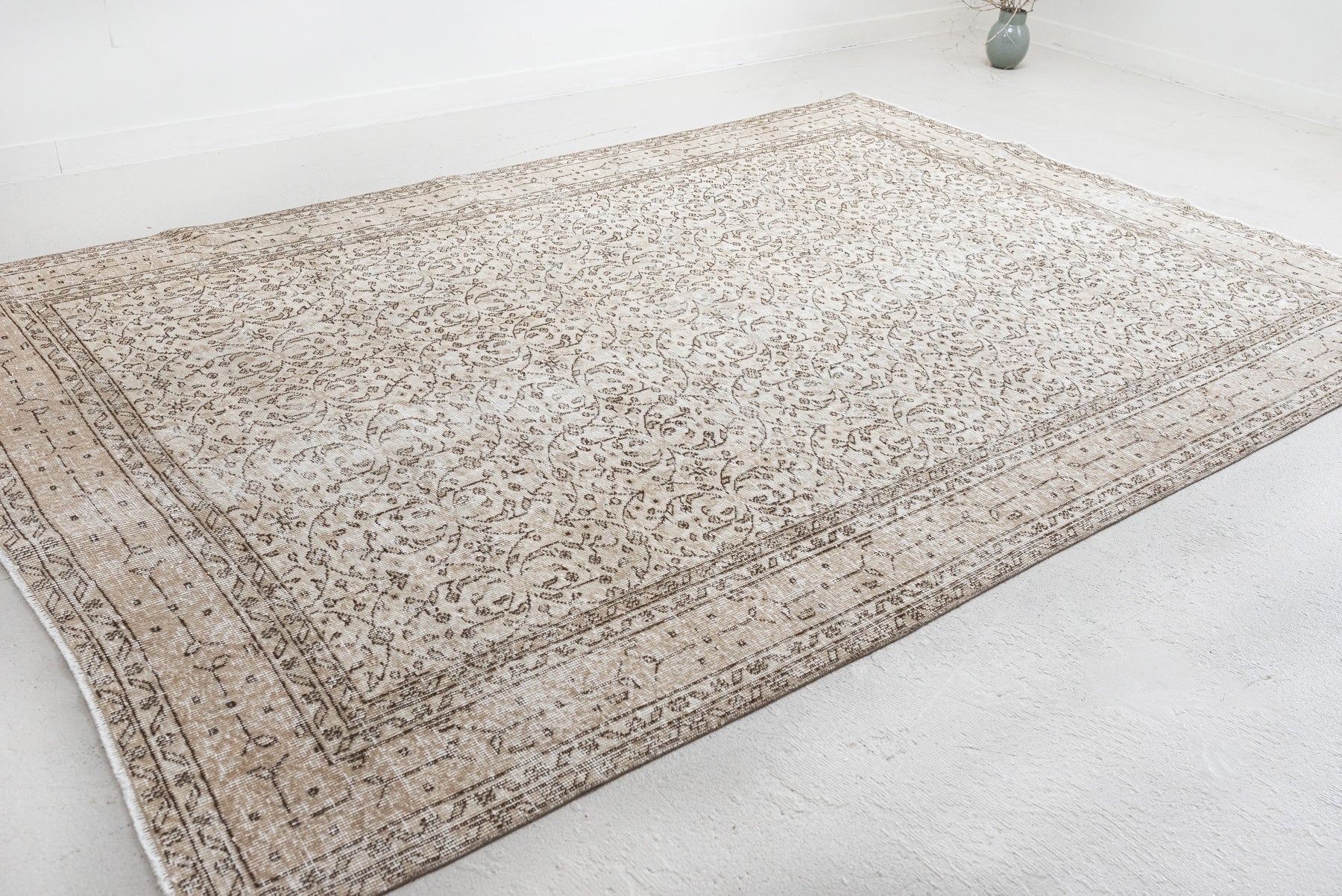 6&#39;10 x 10&#39;0 | Large Oushak | CA-S-2632