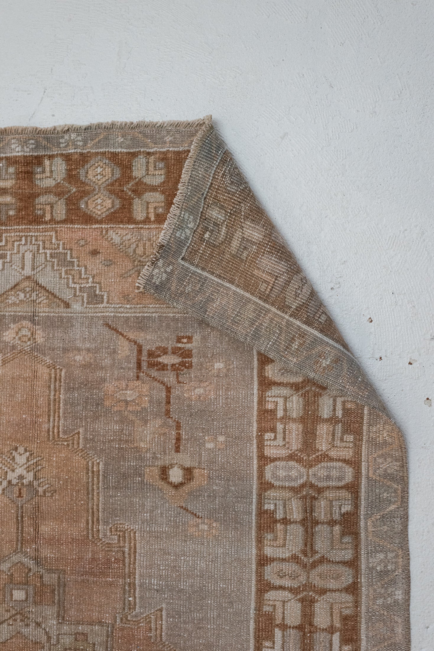 3&#39;10 x 7&#39;9 | Medium Light Anatolian Rug | W-3163
