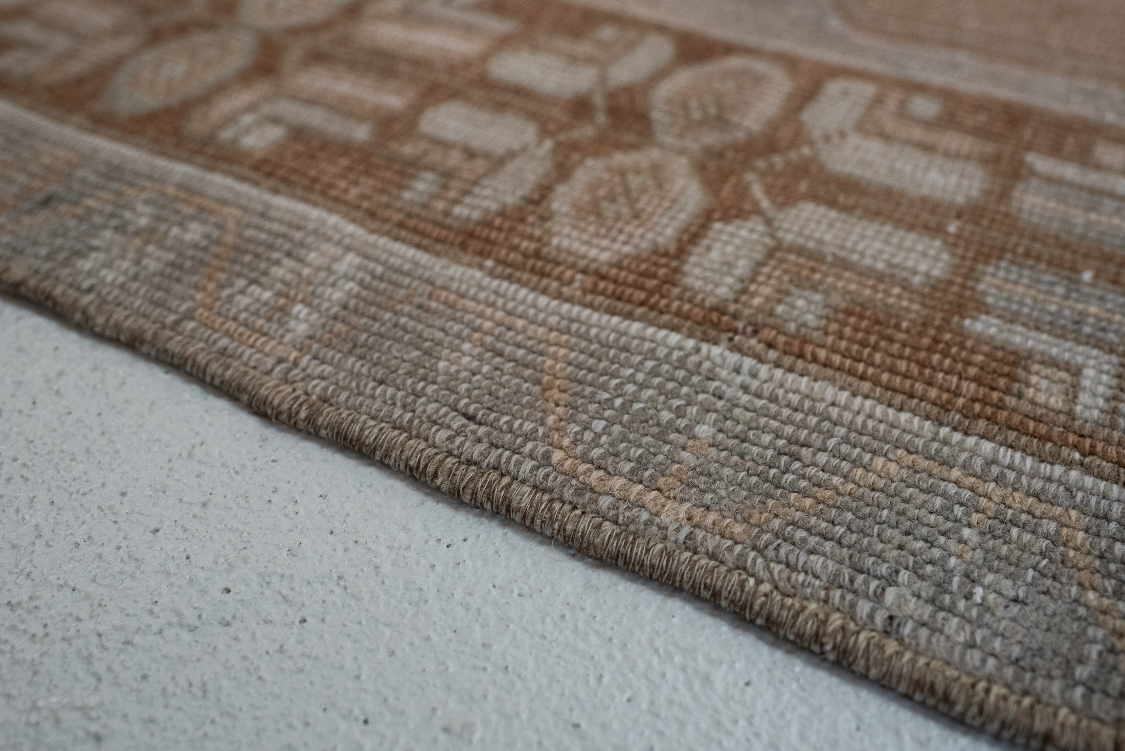 3&#39;10 x 7&#39;9 | Medium Light Anatolian Rug | W-3163