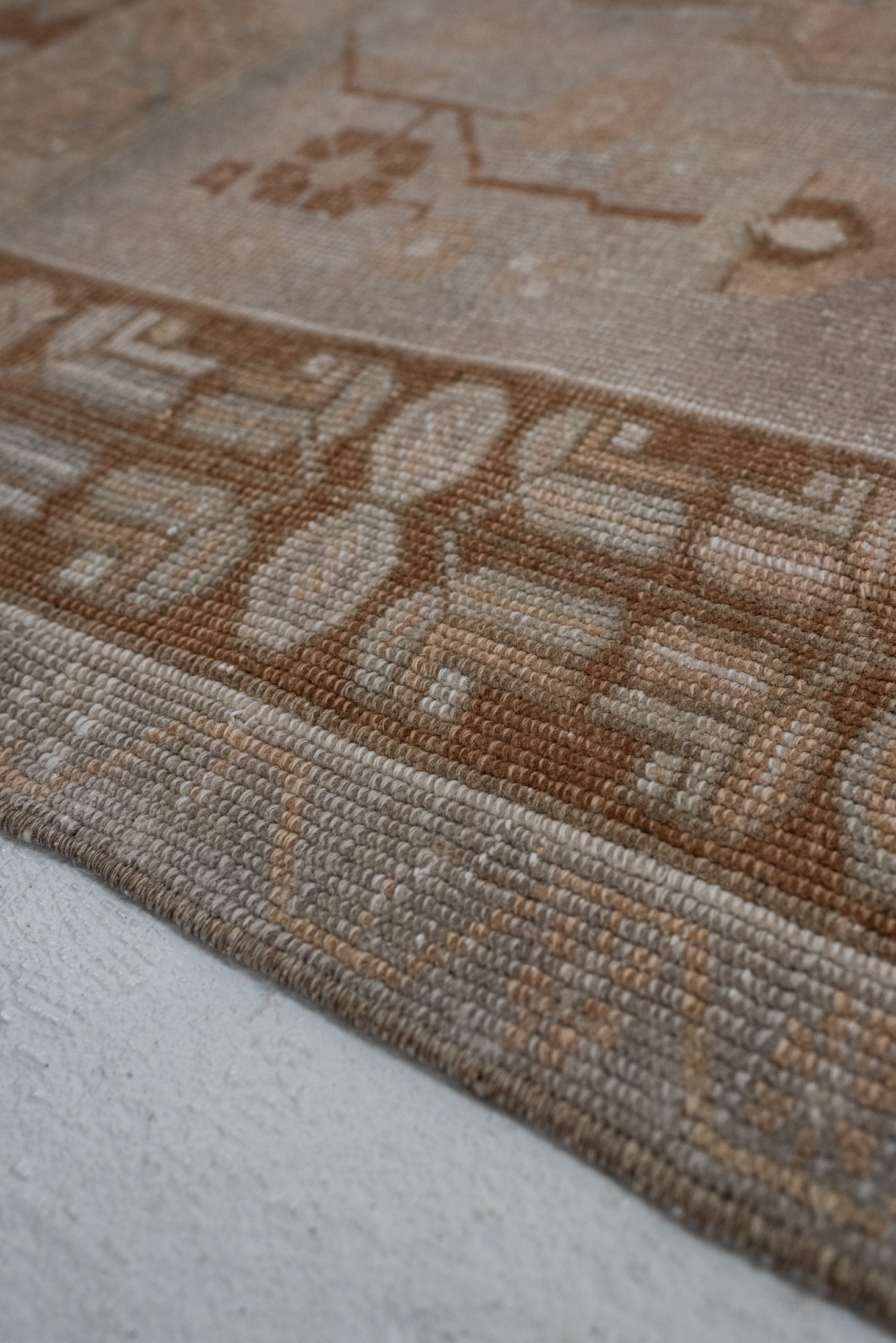 3&#39;10 x 7&#39;9 | Medium Light Anatolian Rug | W-3163