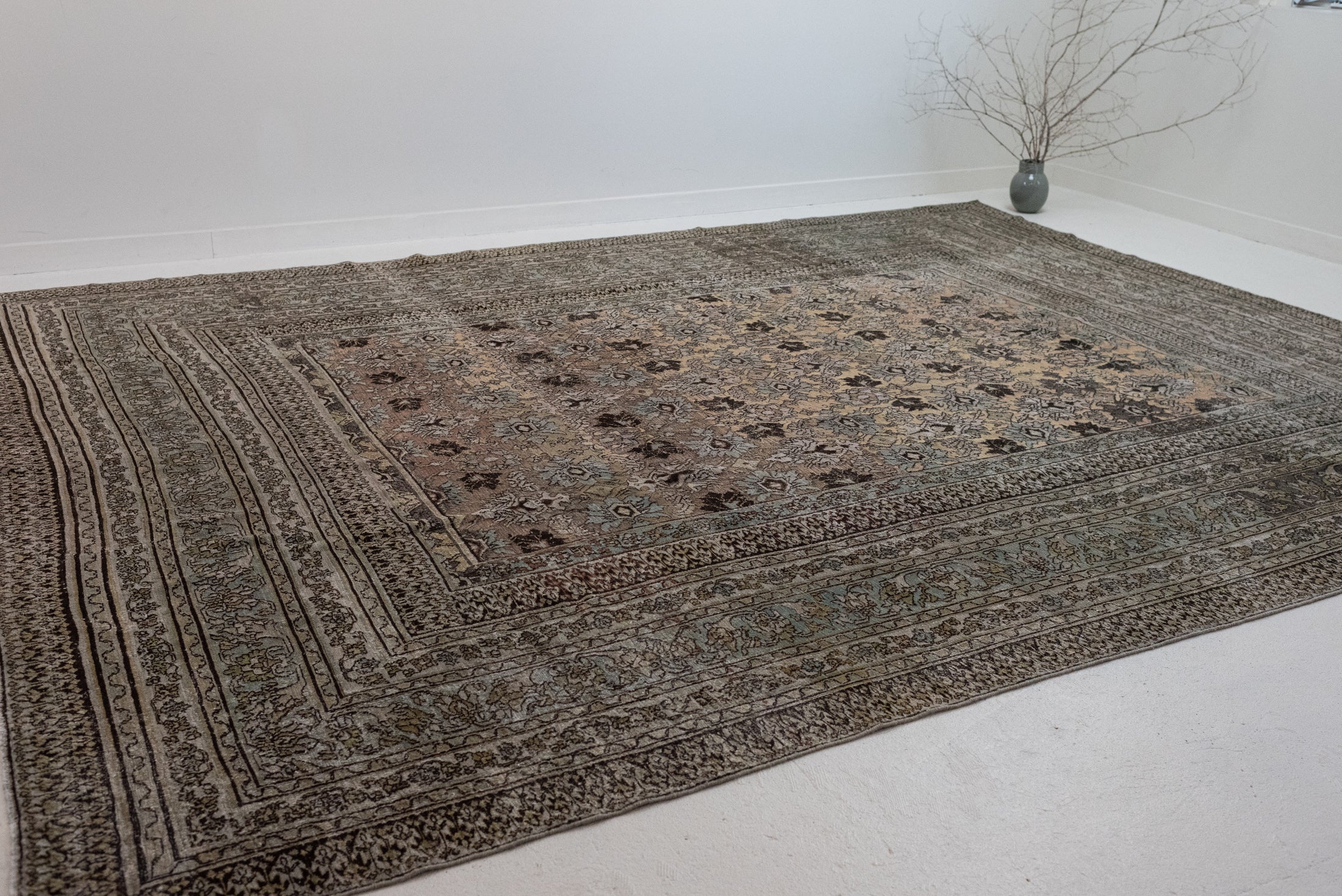 10&#39;0 x 12&#39;4 | Extra Large Vintage Rug | L-3184