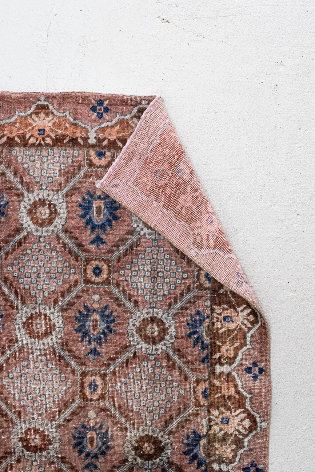 4'4 x 7'0 | W-2668 – Curio Rugs