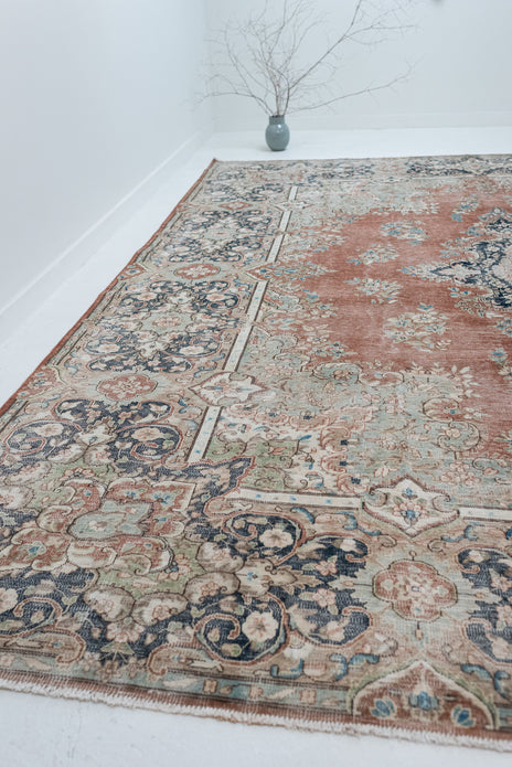 Buy Vintage Distressed Rugs Online - Curio Rugs