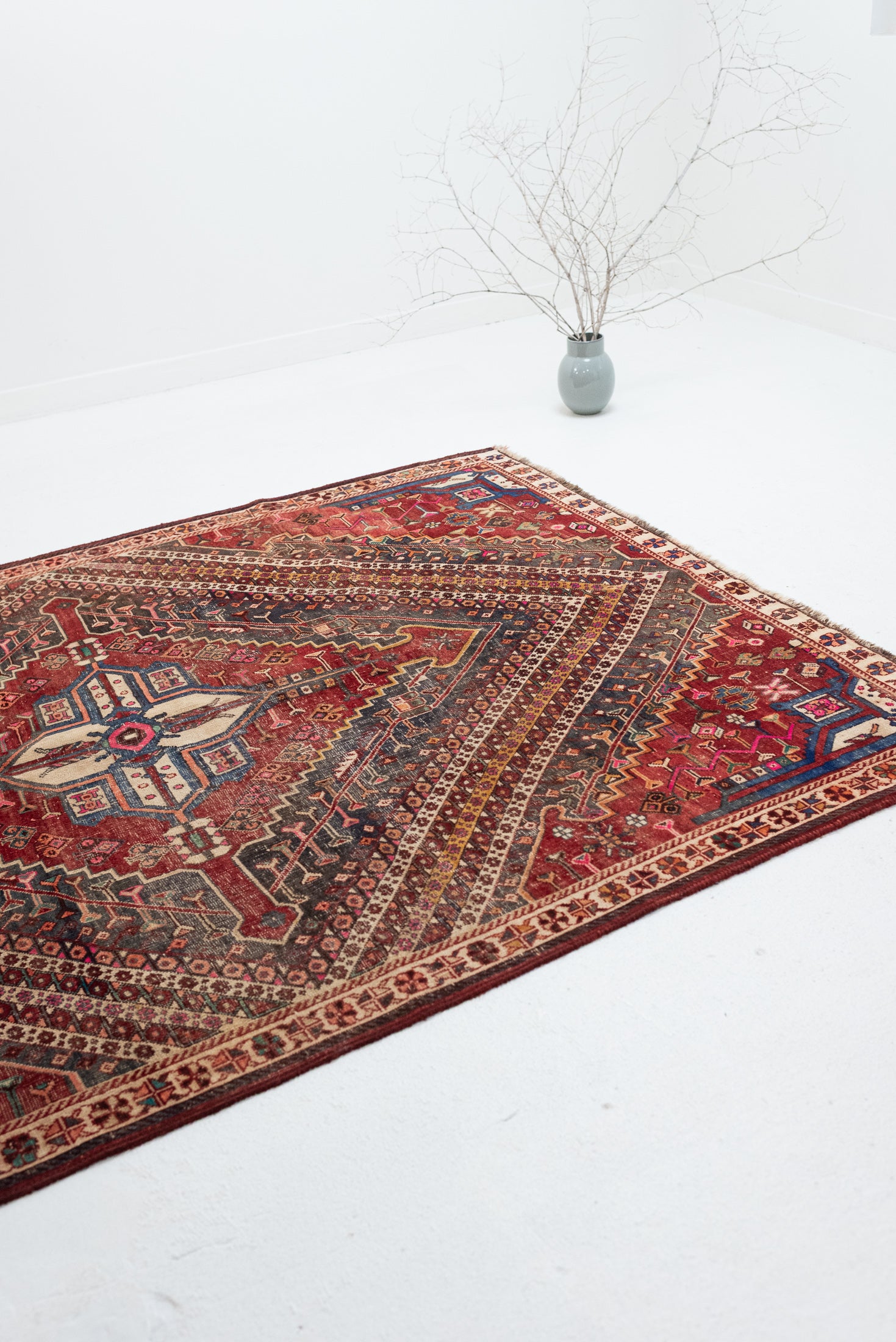 5&#39;9 x 7&#39;10 | Colorful Vintage Hamadan Rug | A-3196