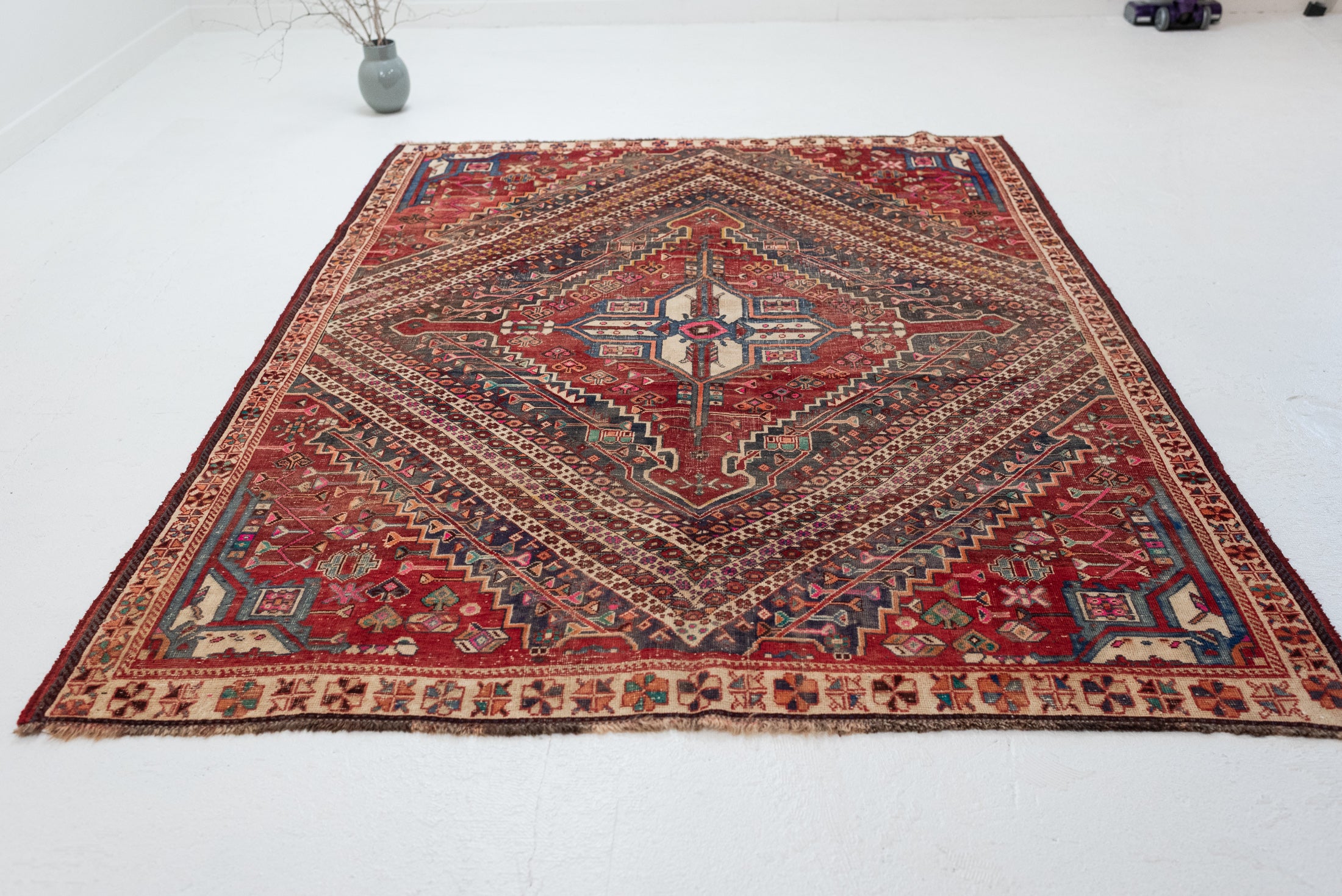 5&#39;9 x 7&#39;10 | Colorful Vintage Hamadan Rug | A-3196