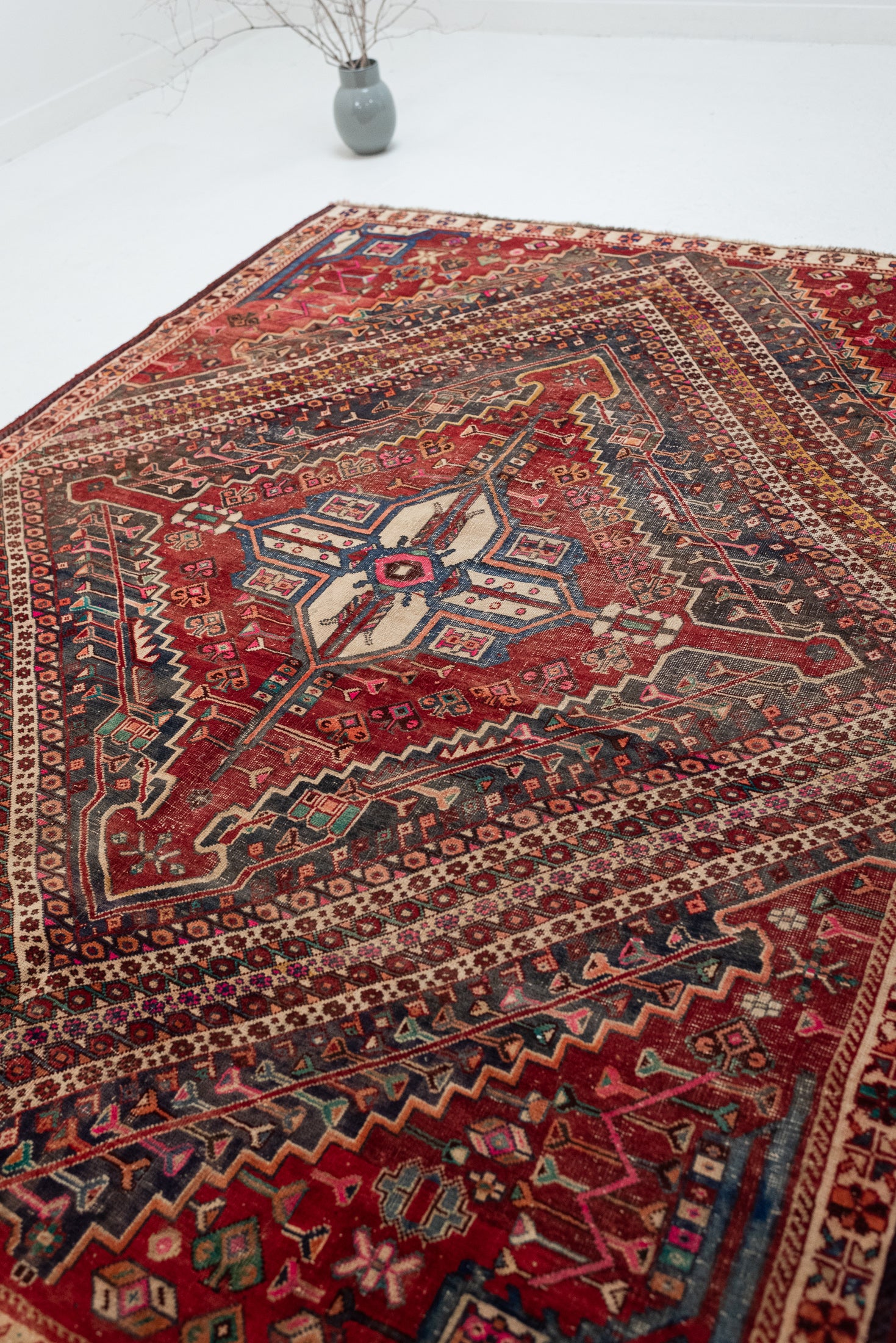 5&#39;9 x 7&#39;10 | Colorful Vintage Hamadan Rug | A-3196