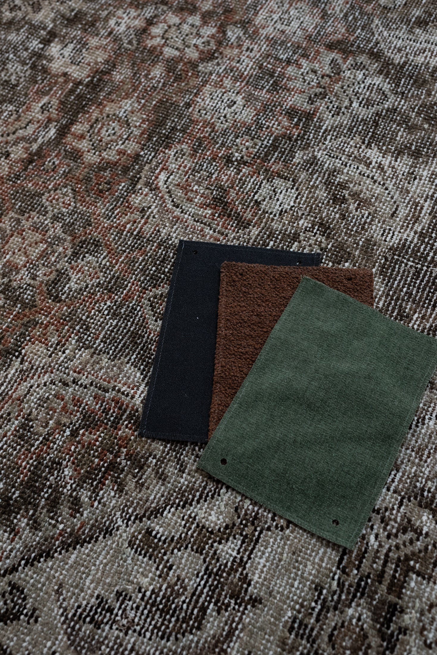 10&#39;5 x 13&#39;3 | Extra Large Vintage Mahal | L-3216
