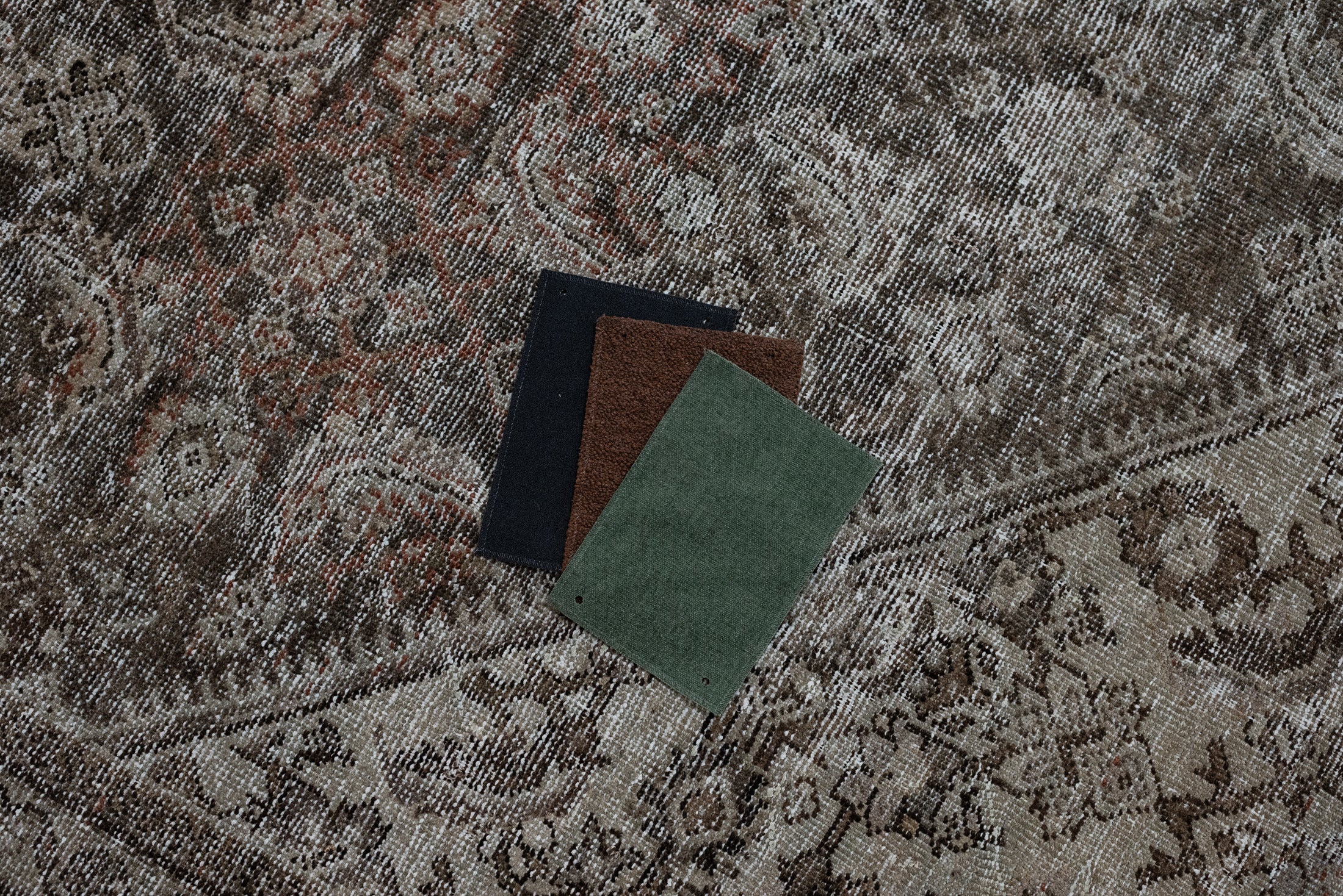 10&#39;5 x 13&#39;3 | Extra Large Vintage Mahal | L-3216
