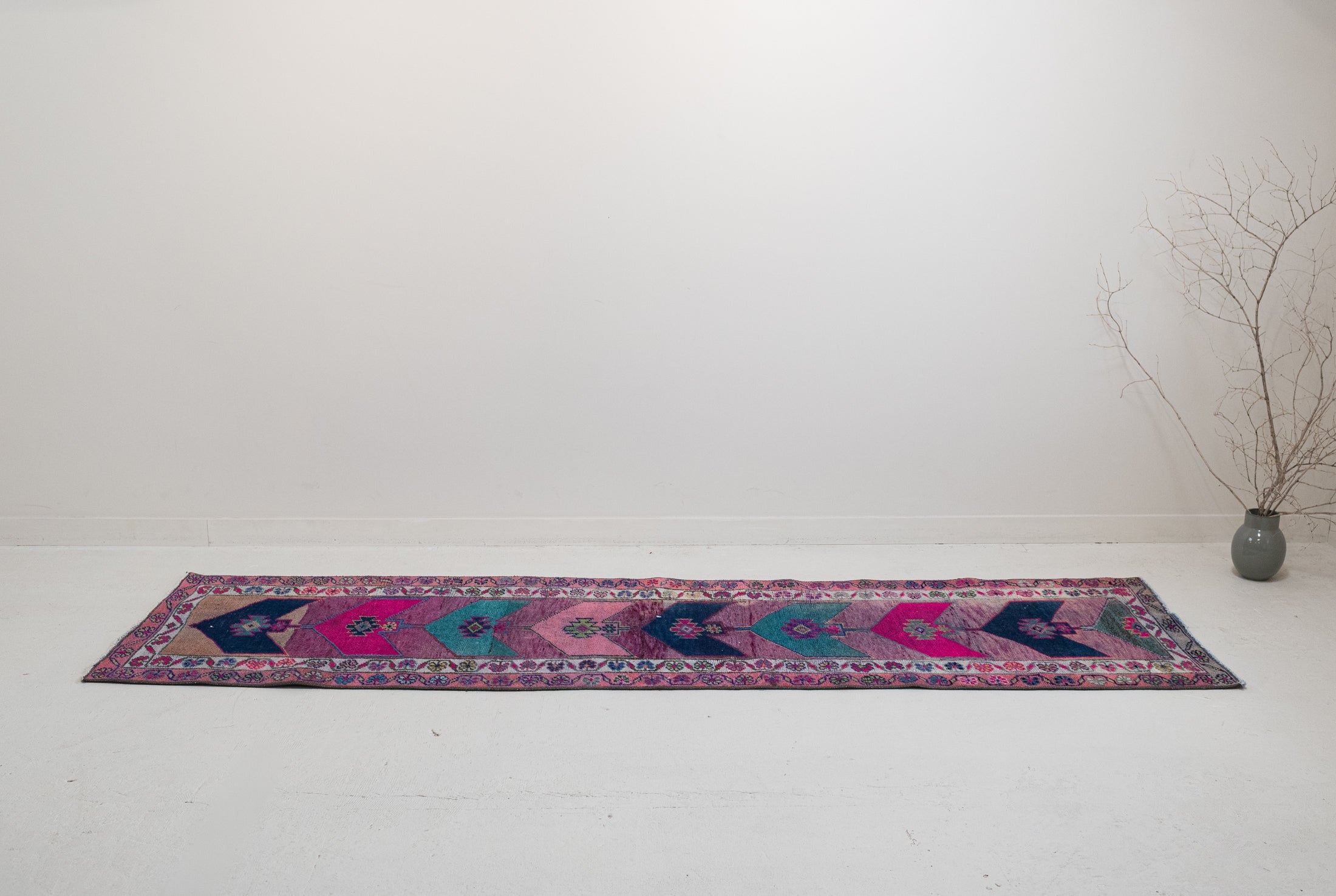 2'8 x 9'6 | R-4086
