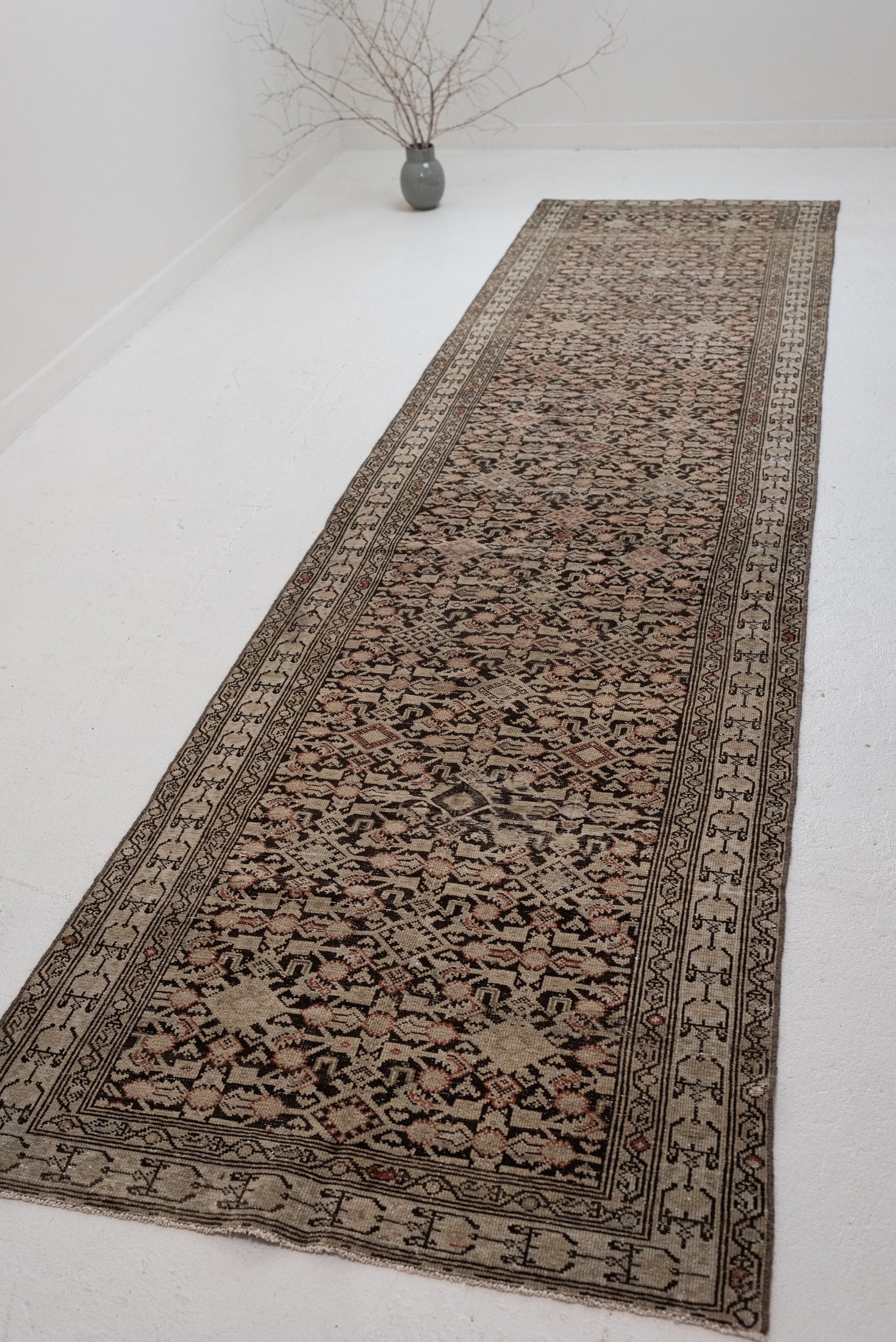 3&#39;3 x 12&#39;10 | Classic Malayer Runner | R-3281