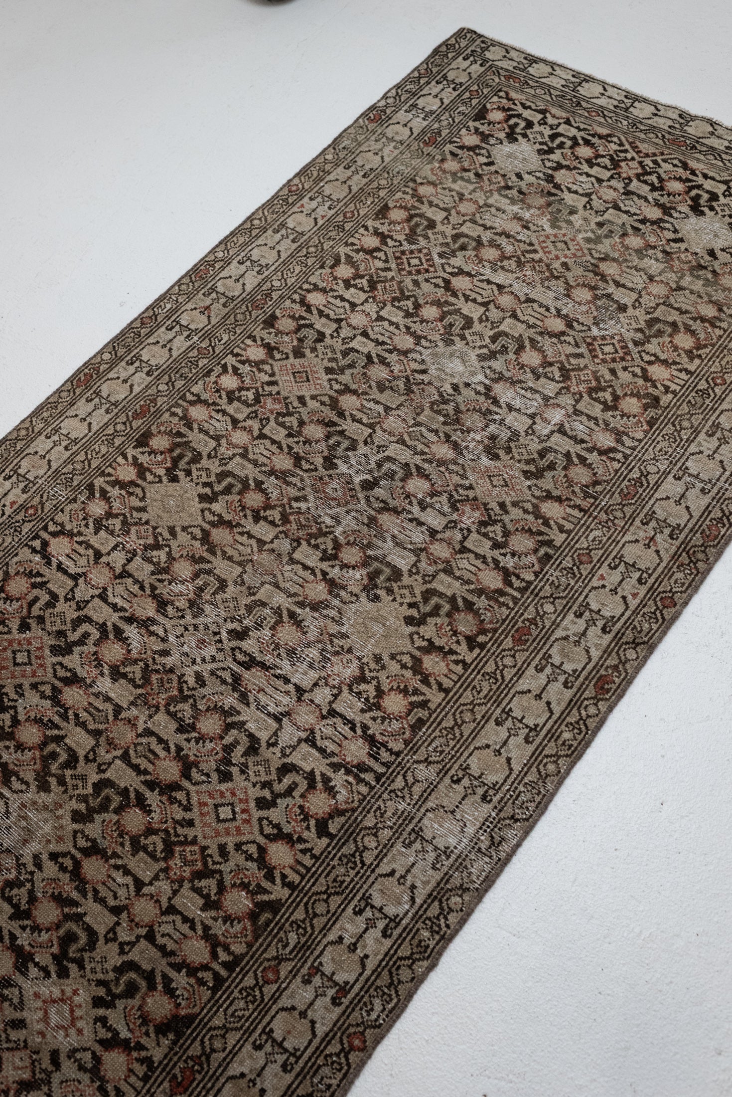 3&#39;3 x 12&#39;10 | Classic Malayer Runner | R-3281
