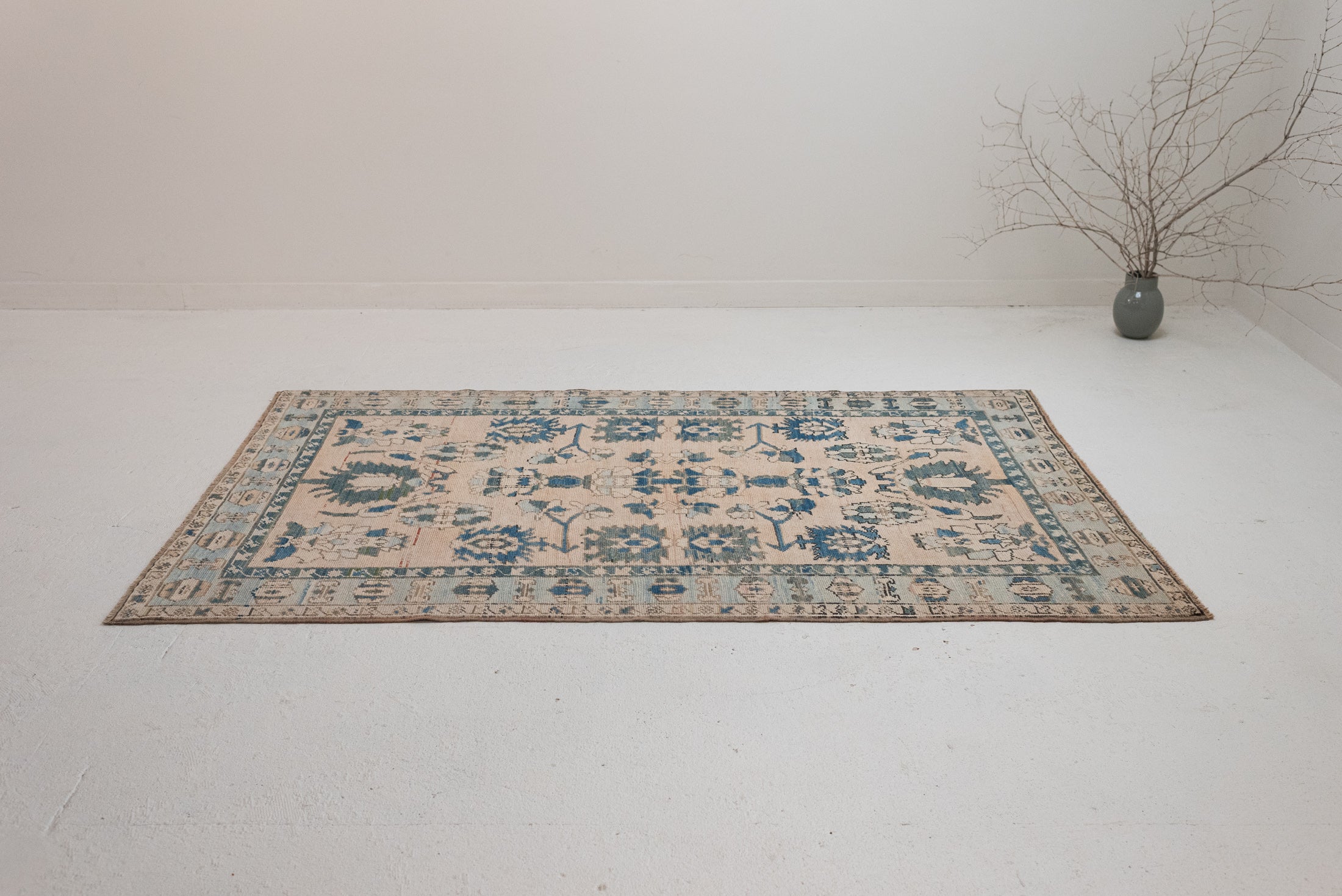 4&#39;5 x 7&#39;0 | 1970s Medium Oushak Scatter Rug | CE-W-3248