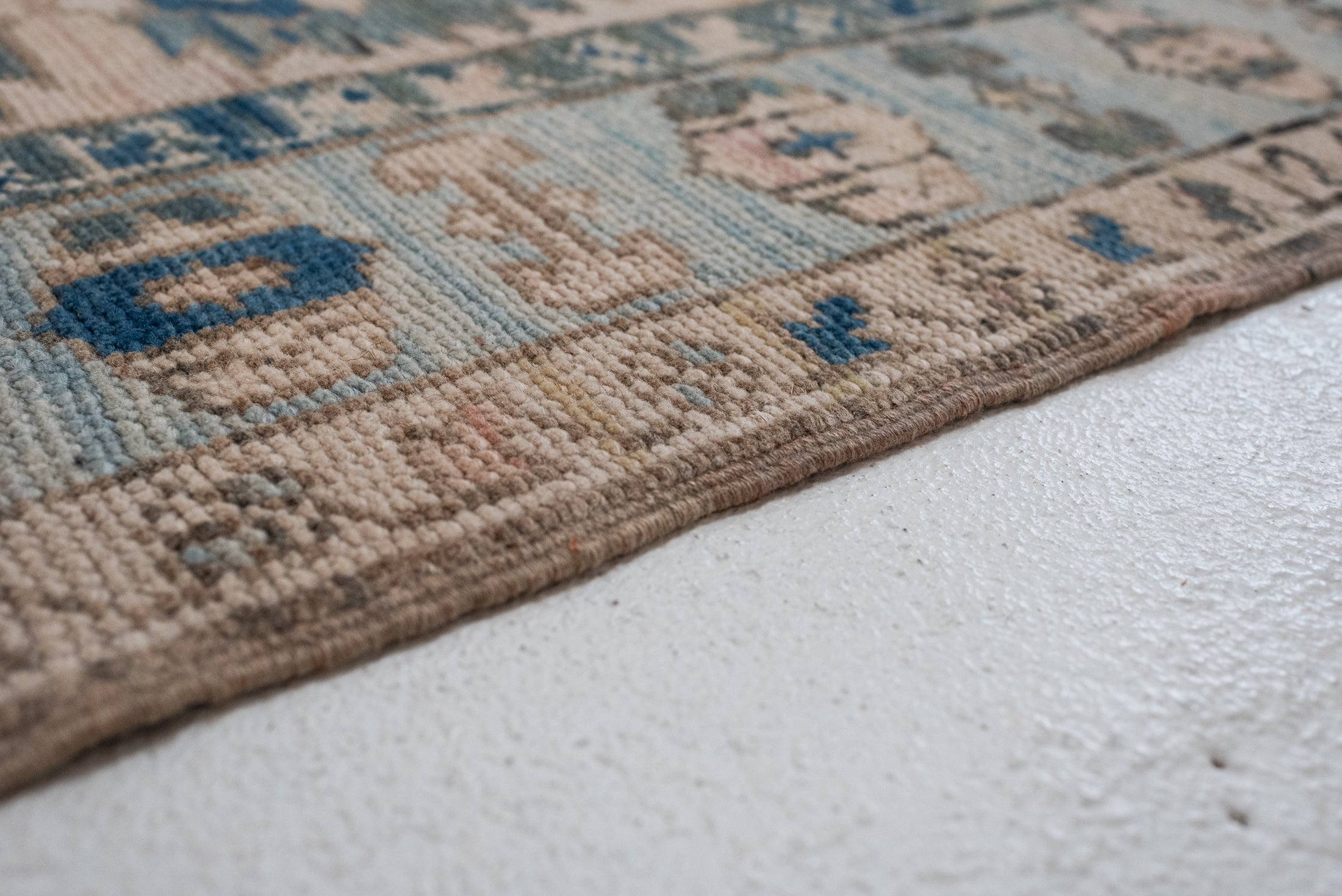 4&#39;5 x 7&#39;0 | 1970s Medium Oushak Scatter Rug | CE-W-3248